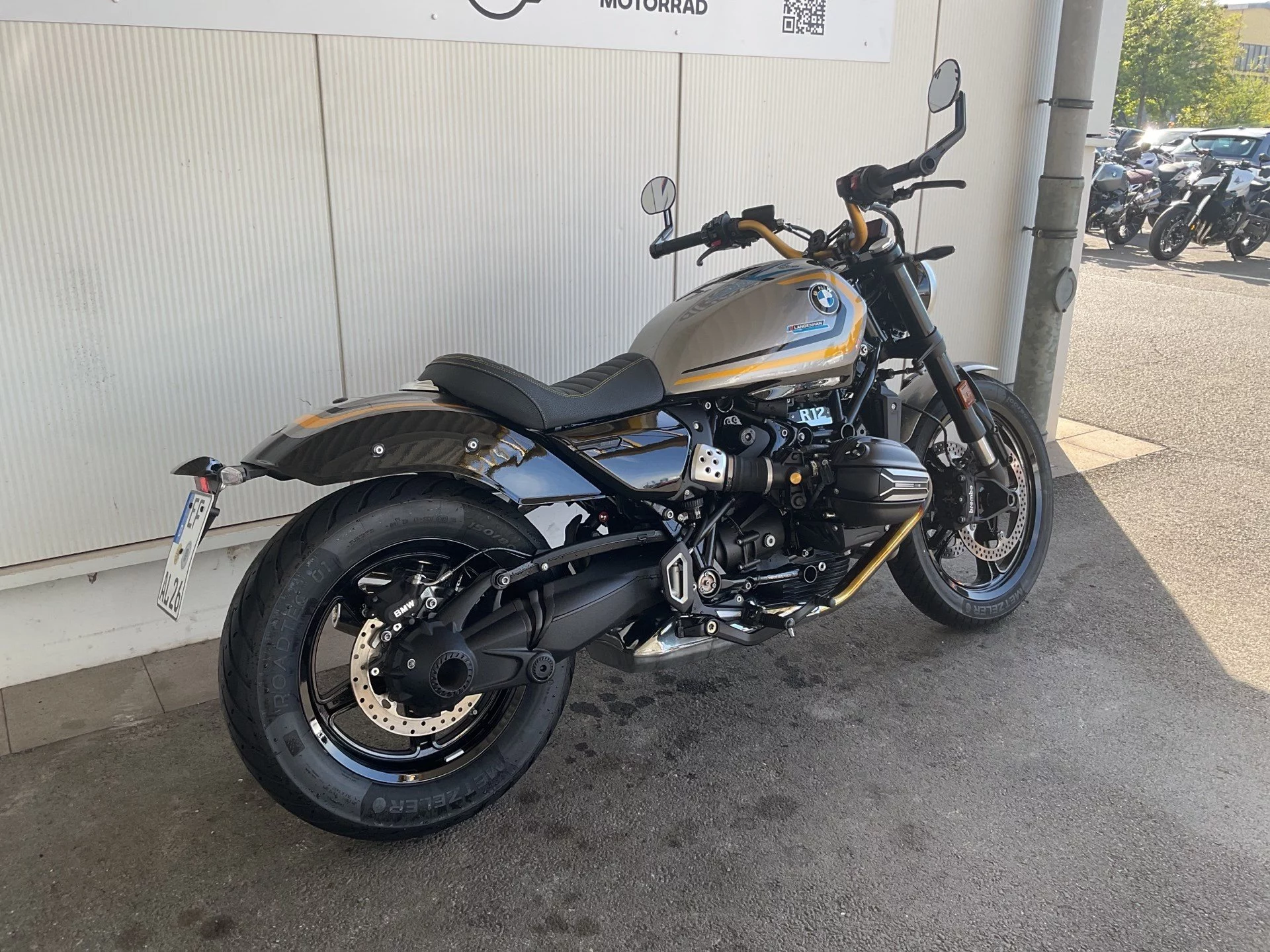 BMW R 12 Option 719 | UPE: 18.390 € | Komf.-Paket
