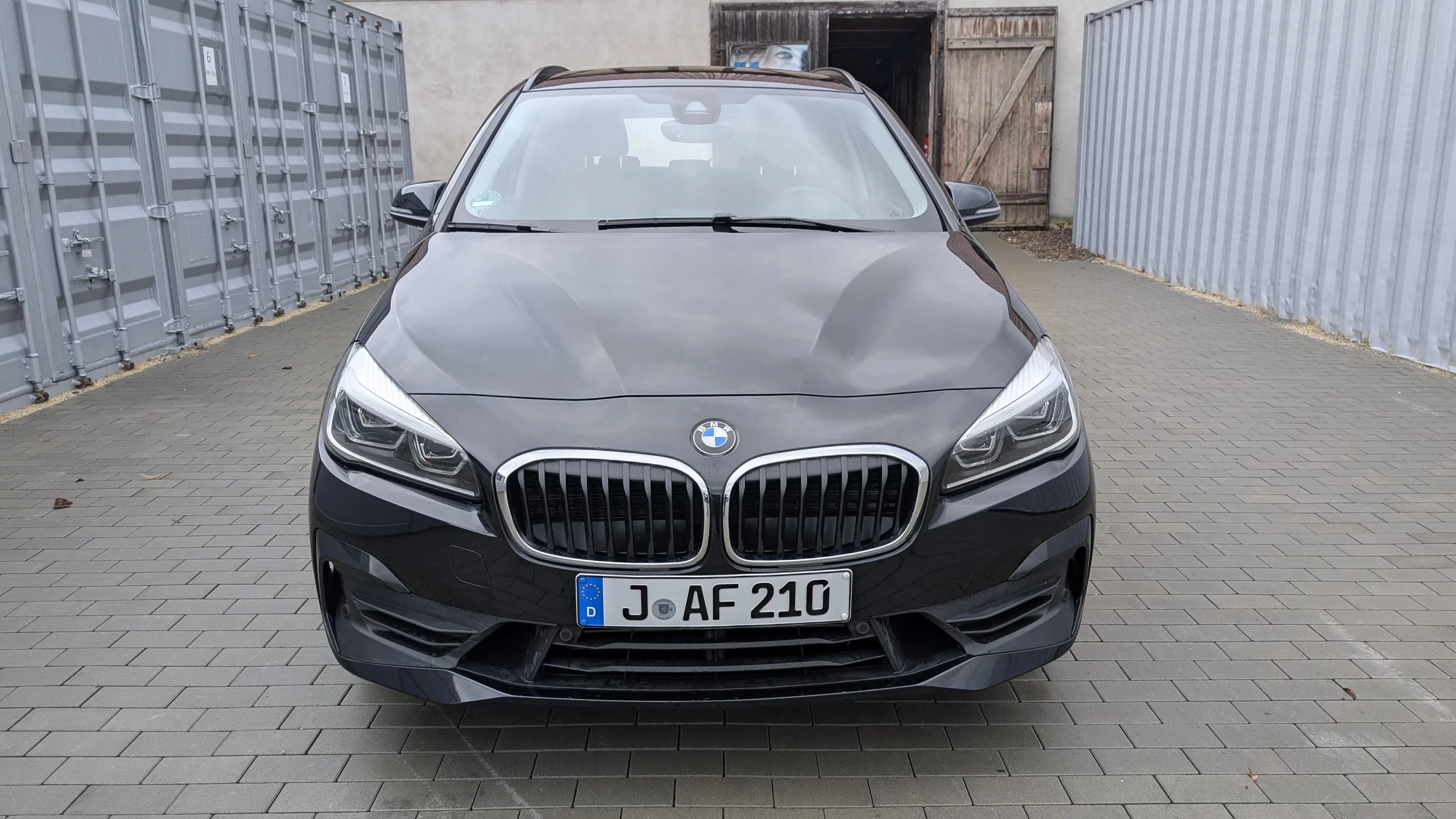 BMW 218d Active Tourer Advantage HiFi LED Navi Shz