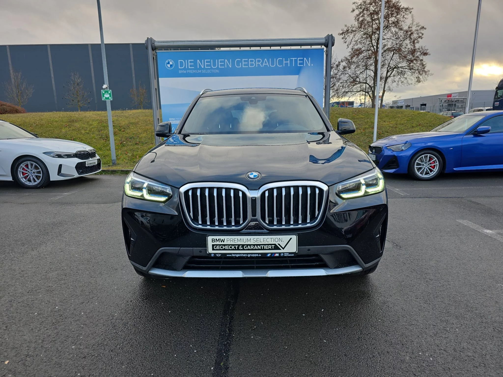 BMW X3 xDrive30d Laser Head-Up Sport Sitze AHZV HiFi DAB Klimaaut.