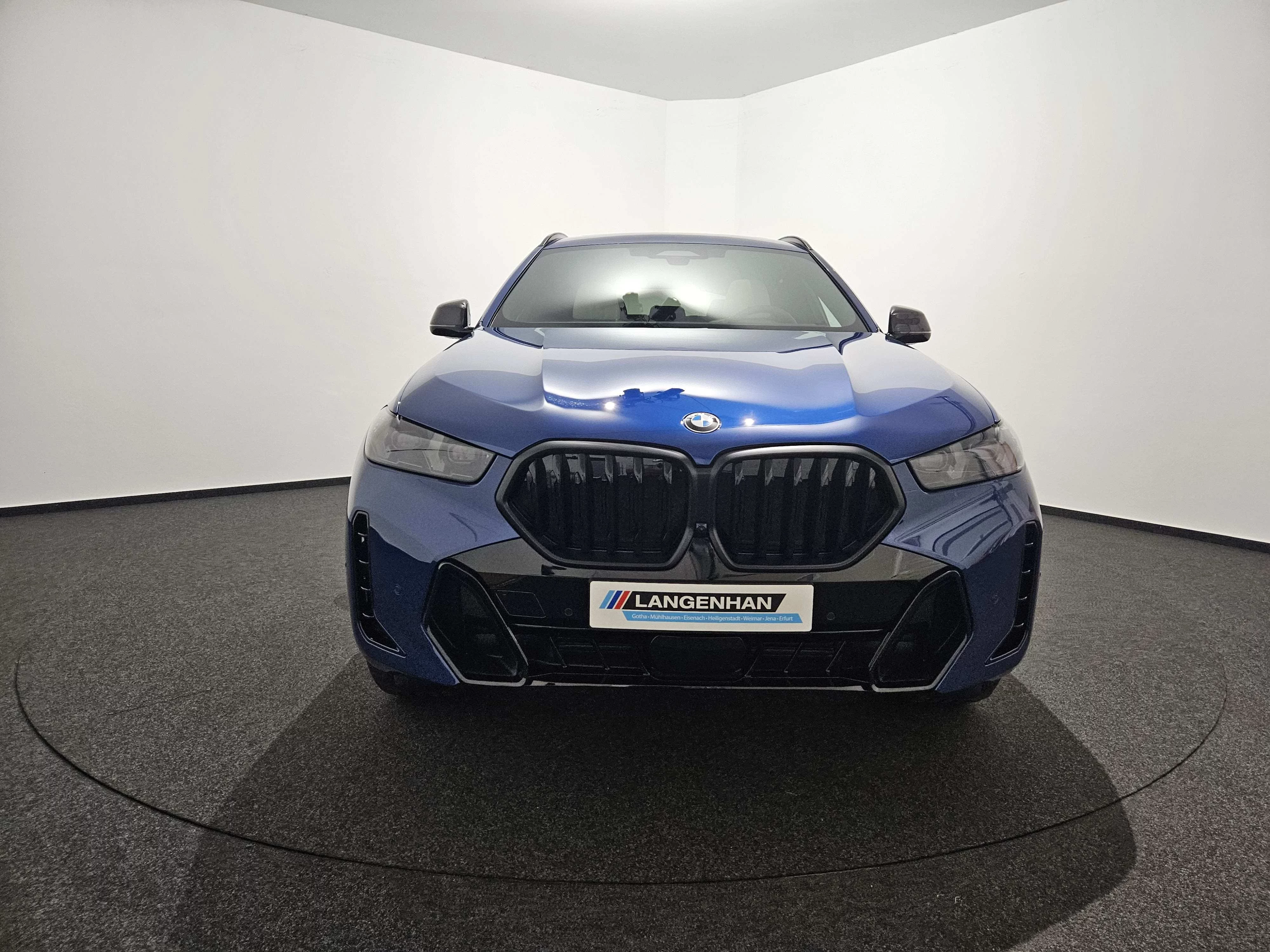 BMW X6 xDrive40d M Sport HUD AHK Pano Luftfahrwerk