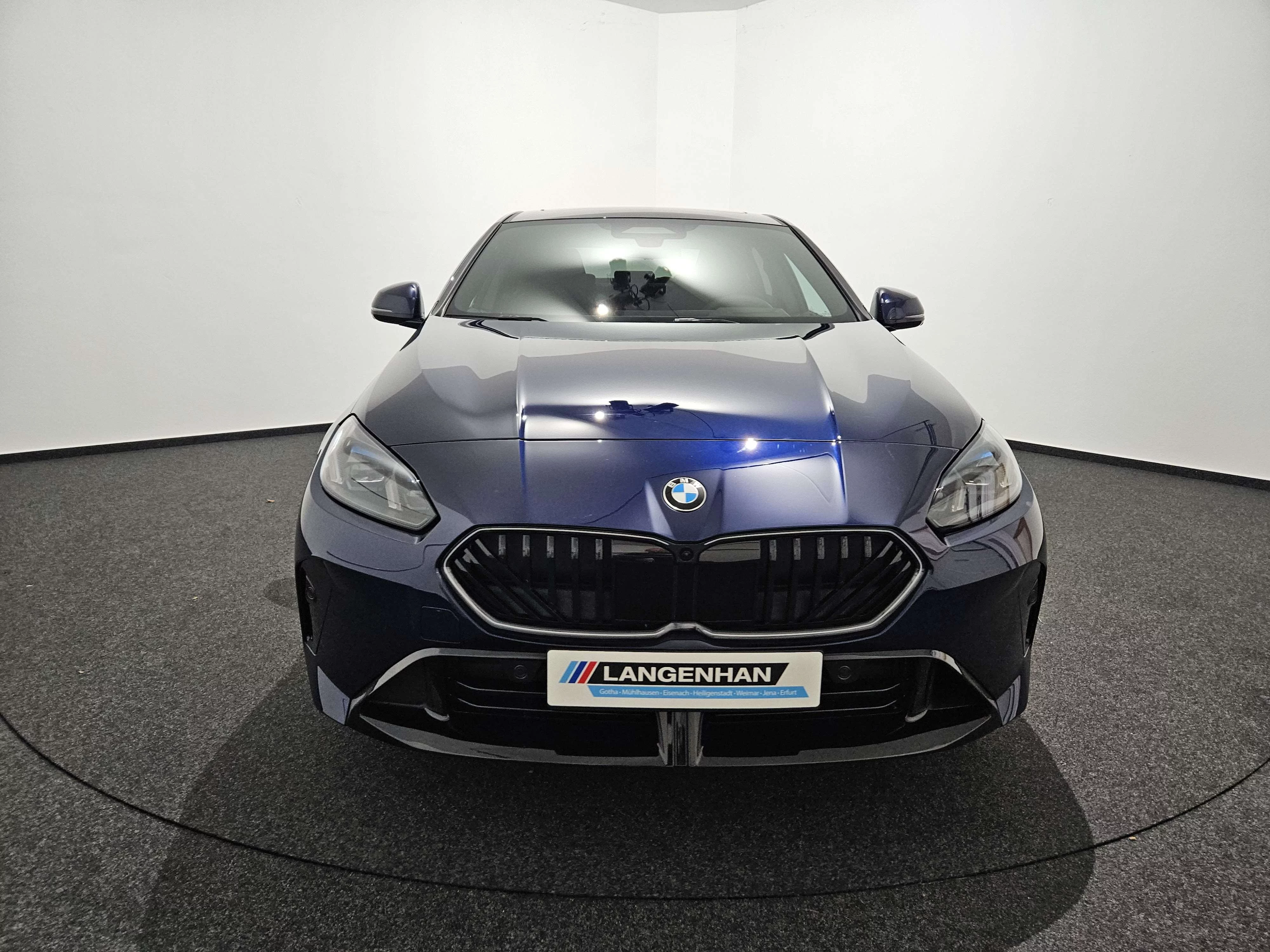 BMW 223 xDrive M Sport HUD Pano AHK Harman Kardon