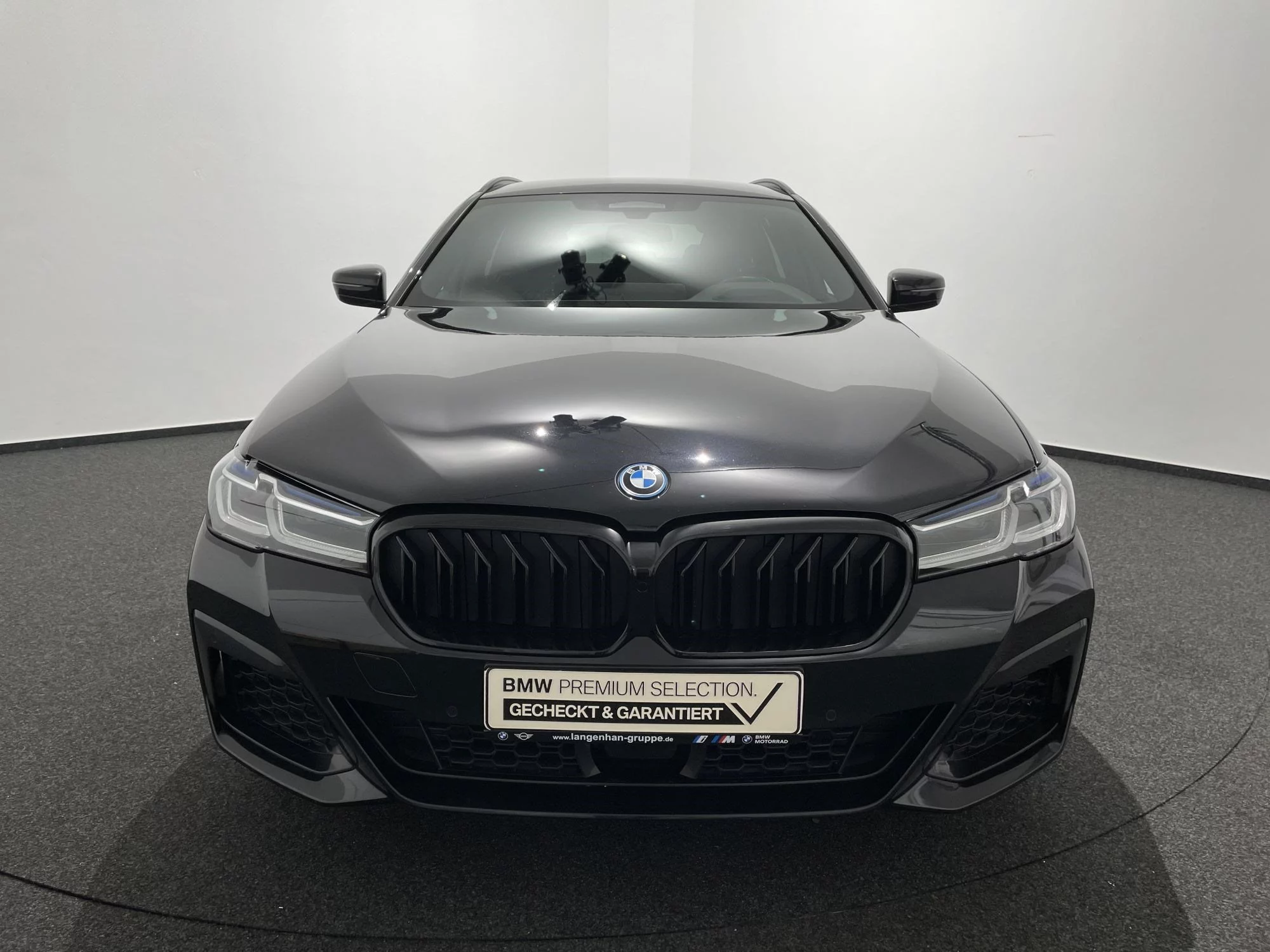 BMW 530e xDrive Touring M Sport Paket LASER RFK HUD NAVI DAB HiFi SHZ