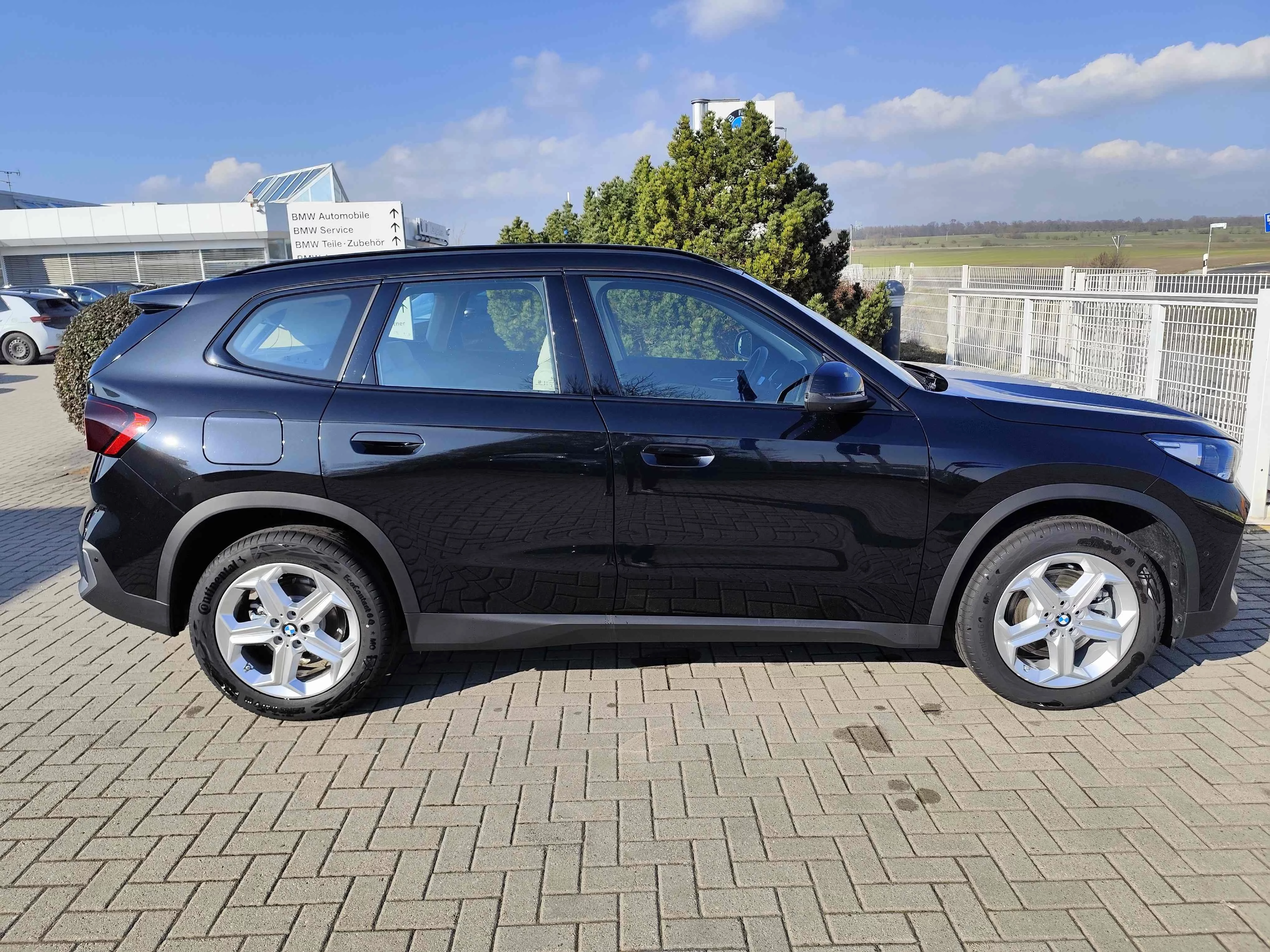 BMW X1 sDrive20i LED LC Plus Alarm 360° Memory SHZ PDC Tempo
