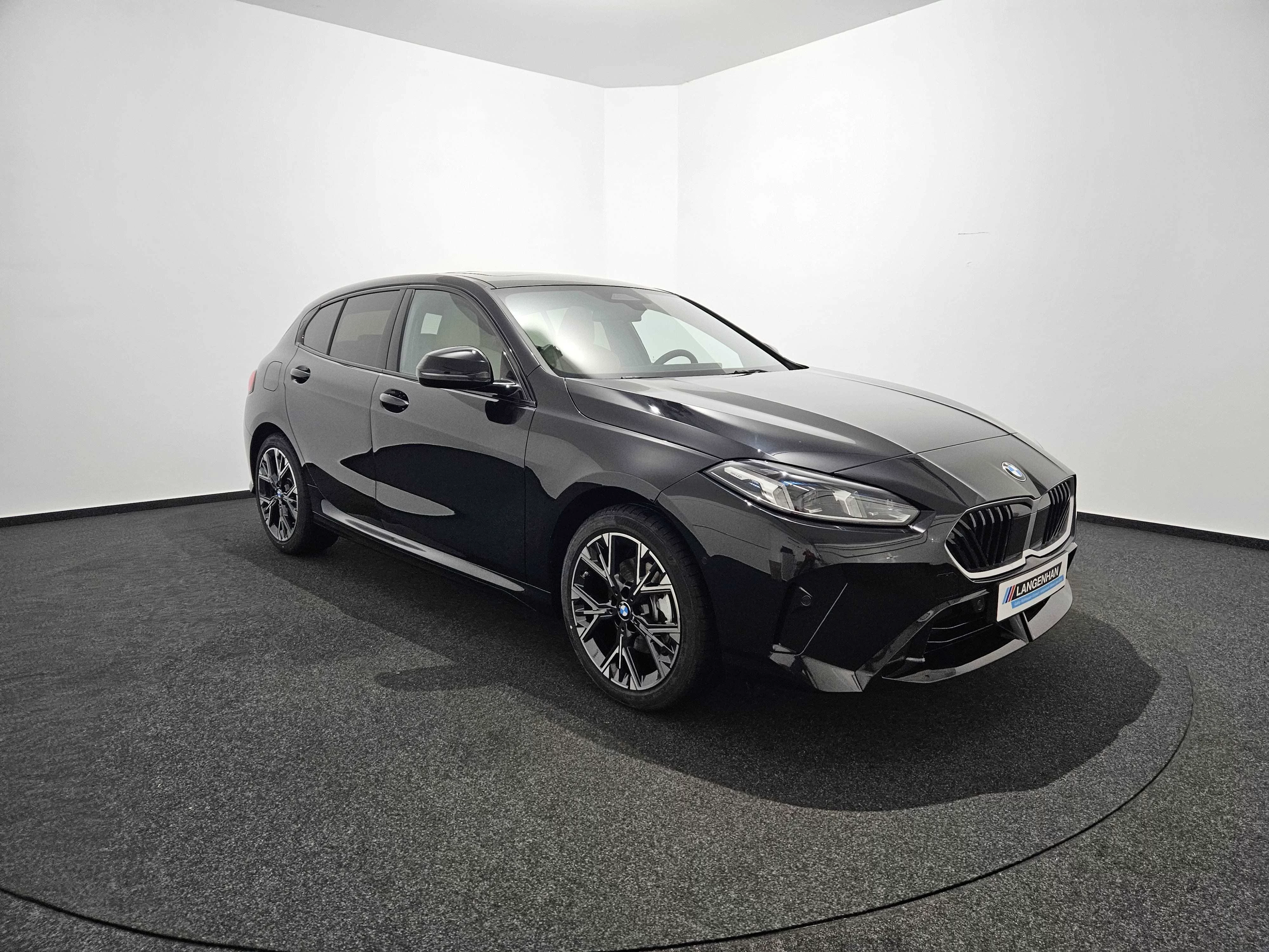 BMW 120d M Sport Premiumpaket Pano Harman Kardon