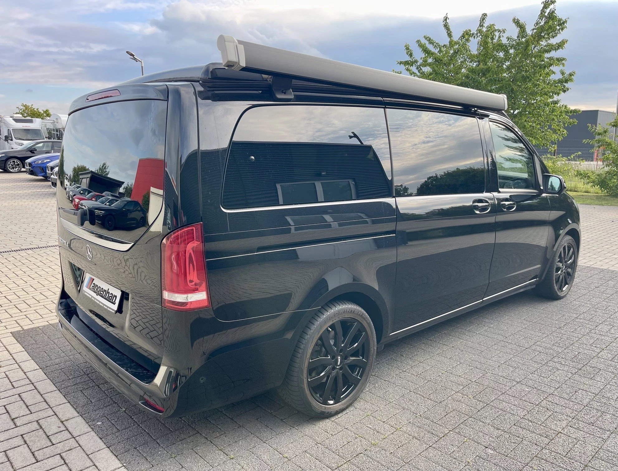Mercedes V 300 Marco Polo NAVI LED AHK 360° M BUX Markise