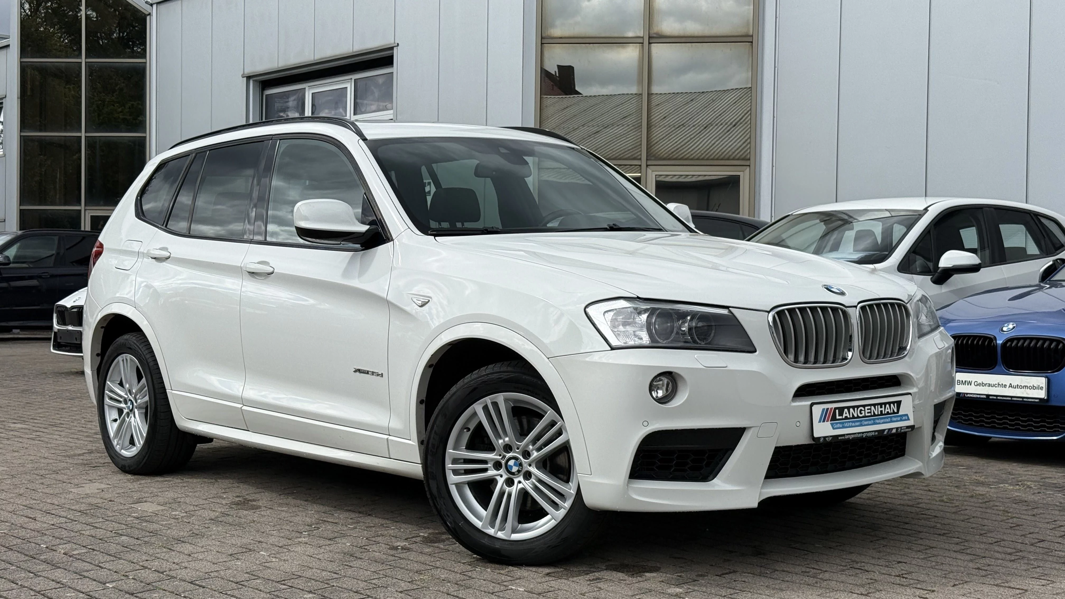 BMW X3 xDrive35d ///M Sportpaket Xenon Navi Prof AHK HUD SHZ PDC Tempo