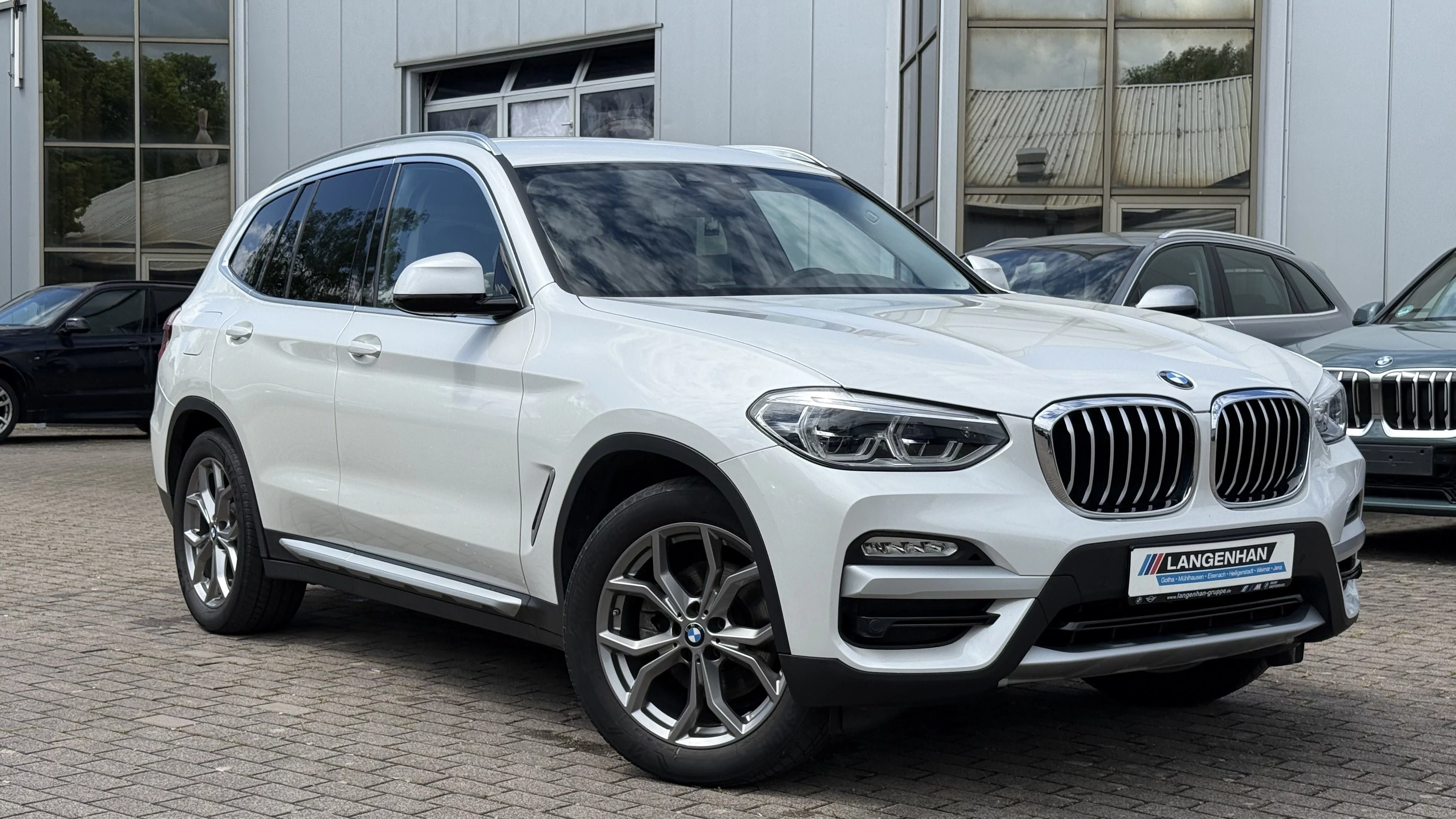 BMW X3 xDrive20d xLine LED Navi Komfortzg SHZ PDC Tempo