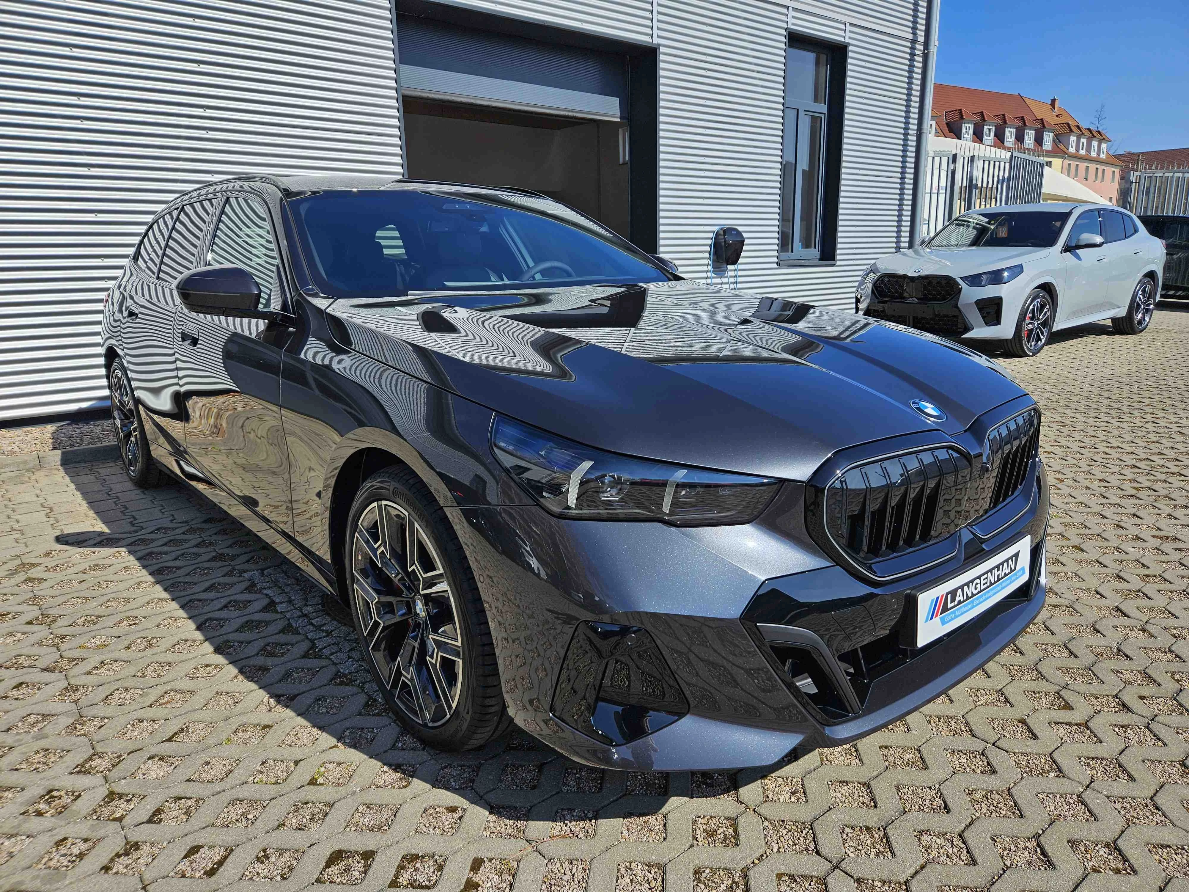 BMW 540d xDrive MSport HUD AHK Harman Kardon