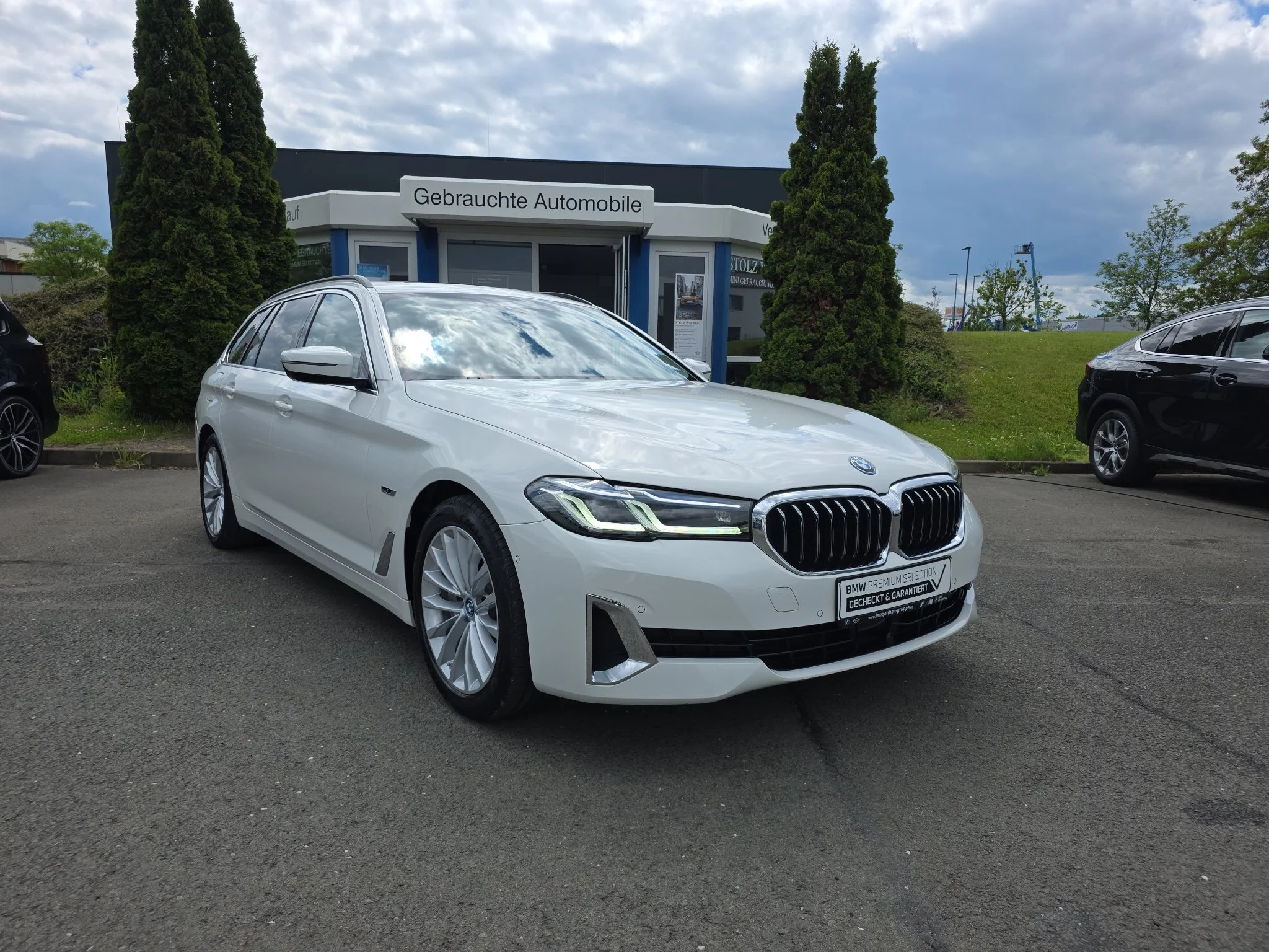 BMW 530e xDrive Touring LASER Head-Up PANO H&K LEDER HK LUXURY
