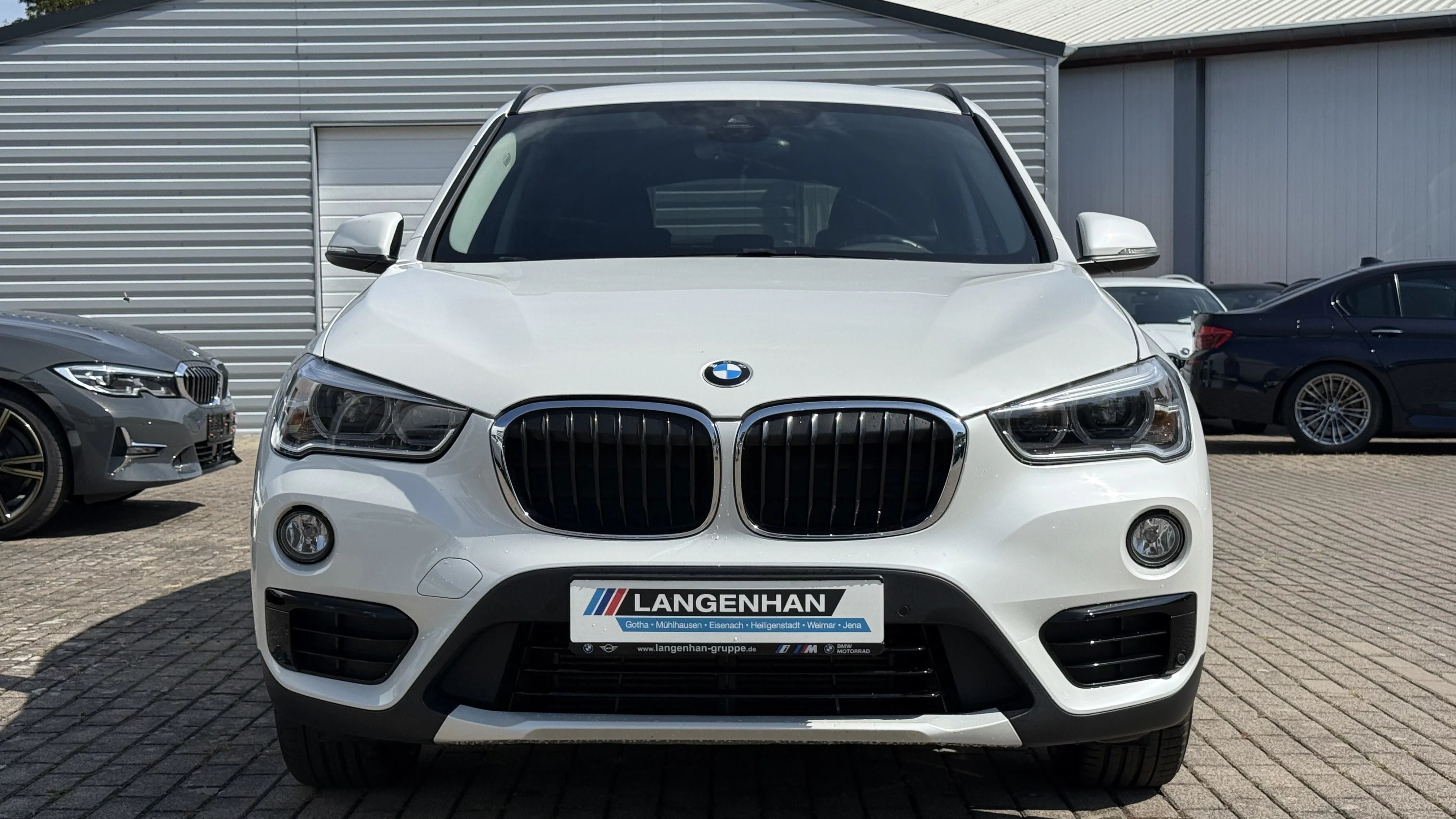 BMW X1 sDrive18d Sport Line LED Navi SHZ PDC Tempo
