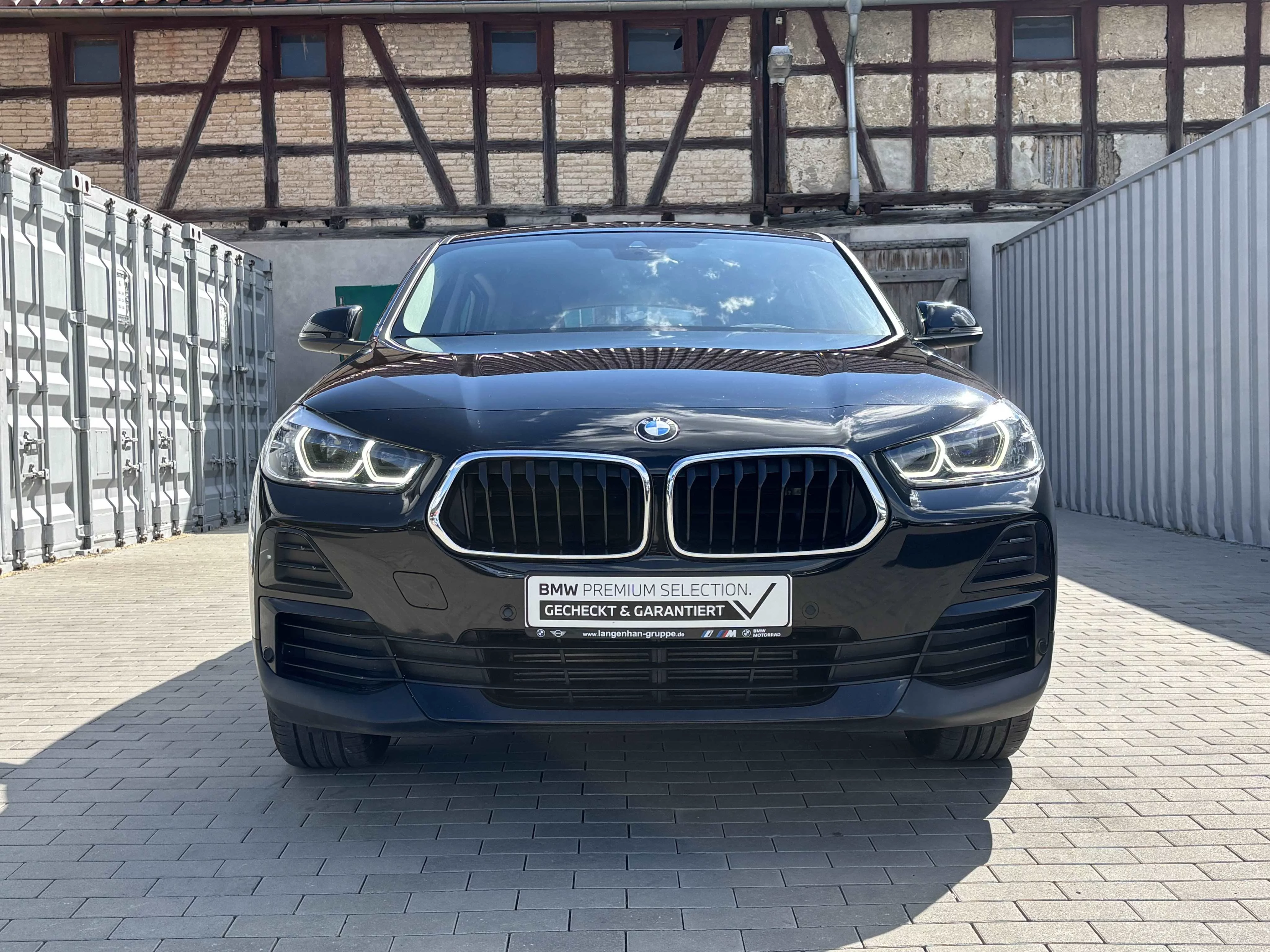BMW X2 xDrive20d LED Navi Plus HUD SHZ PDC Tempo