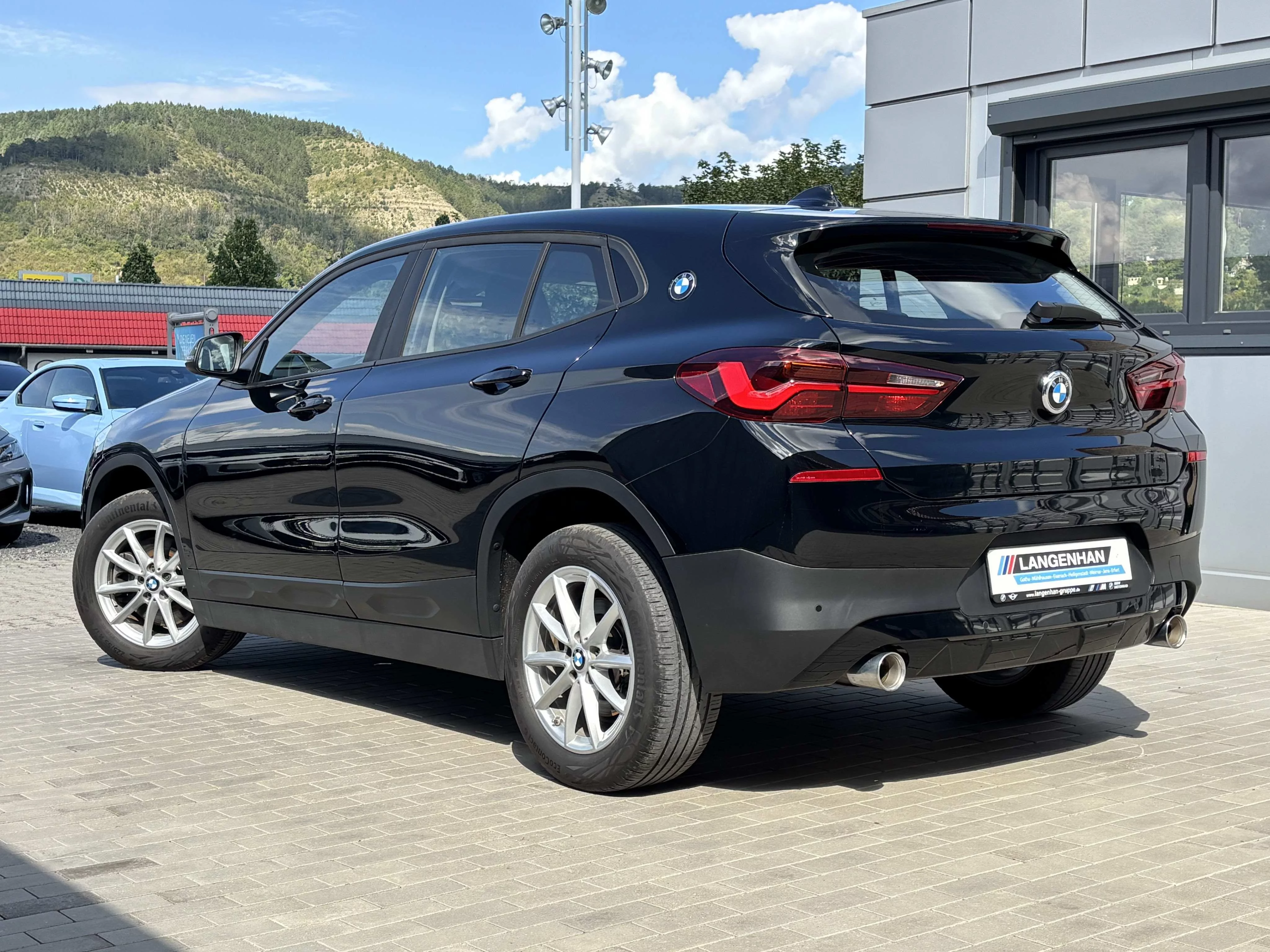 BMW X2 xDrive20d LED Navi Plus HUD SHZ PDC Tempo