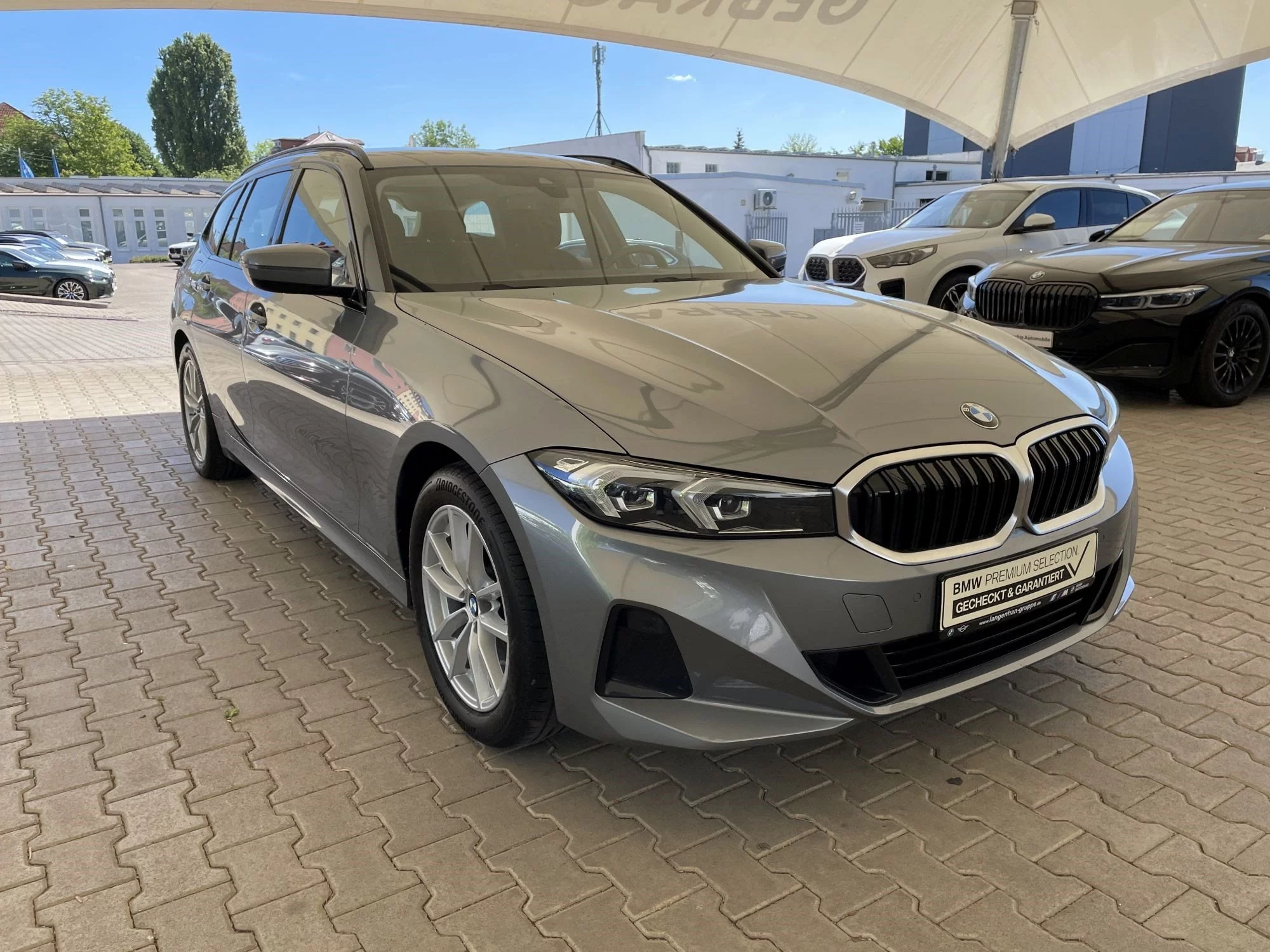 BMW 318d LED LC Plus SHZ PDC Tempo