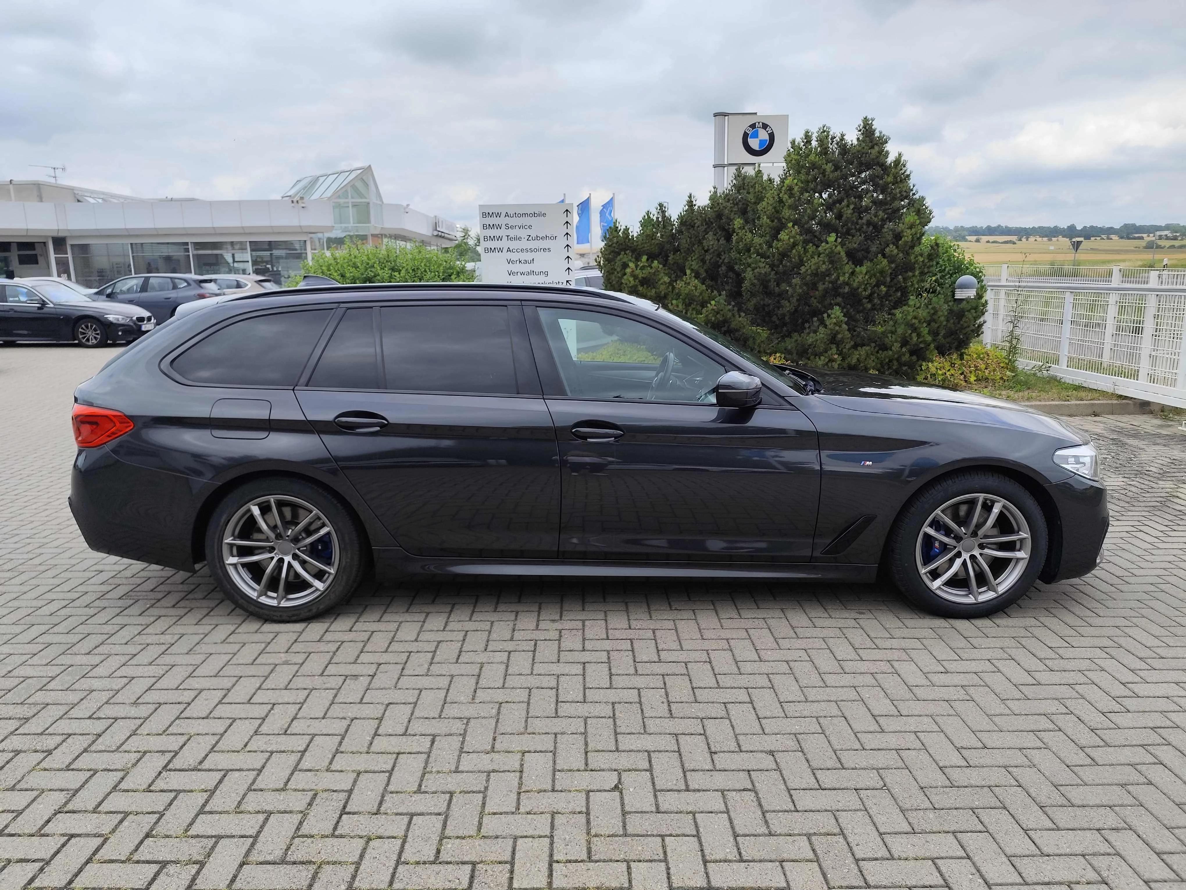 BMW 530d ///M Sport LED LC Prof Kamera SHZ PDC Tempo
