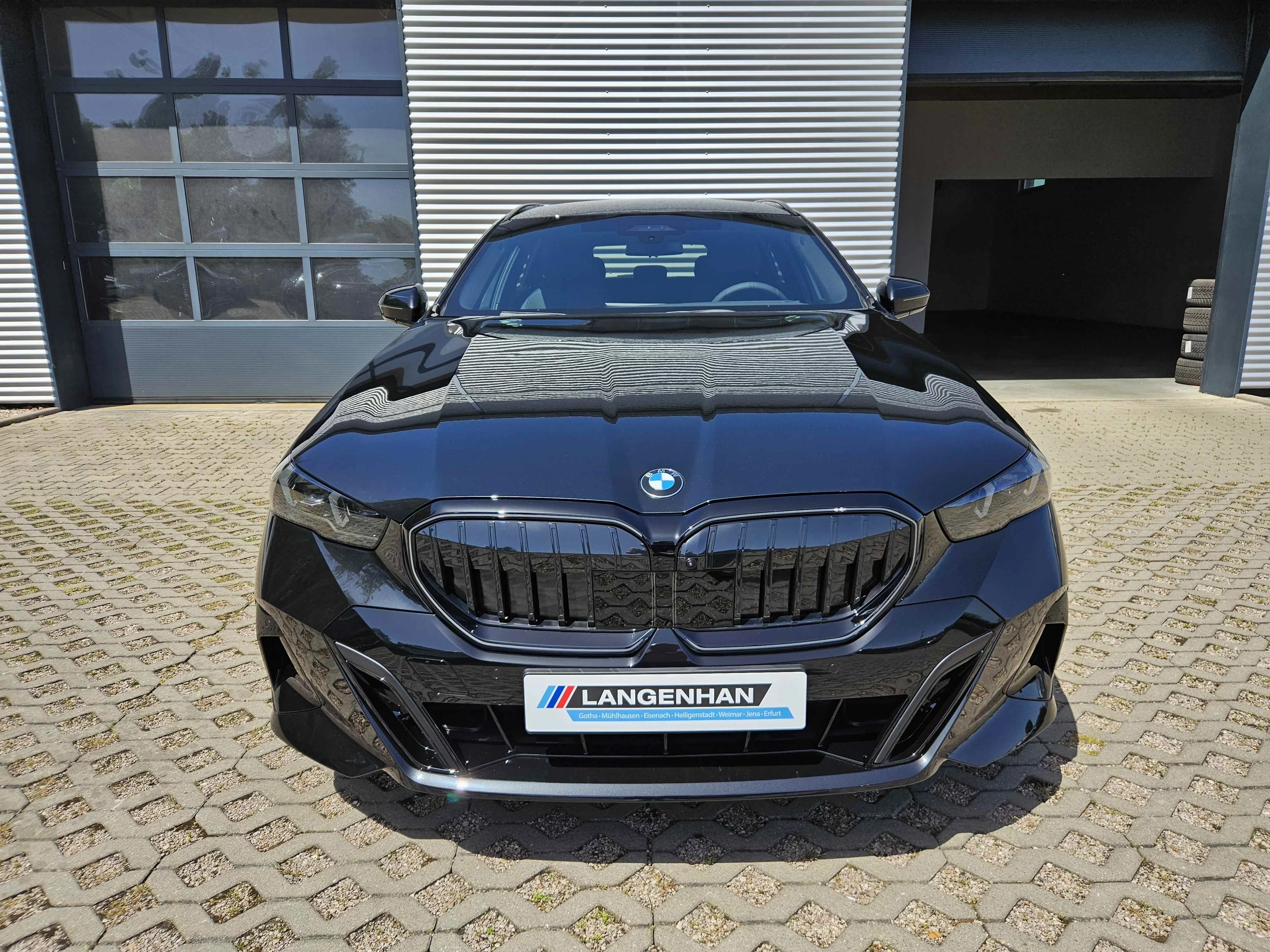 BMW 520d M Sport HUD AHK Sitzlüftung Lenkradheizung