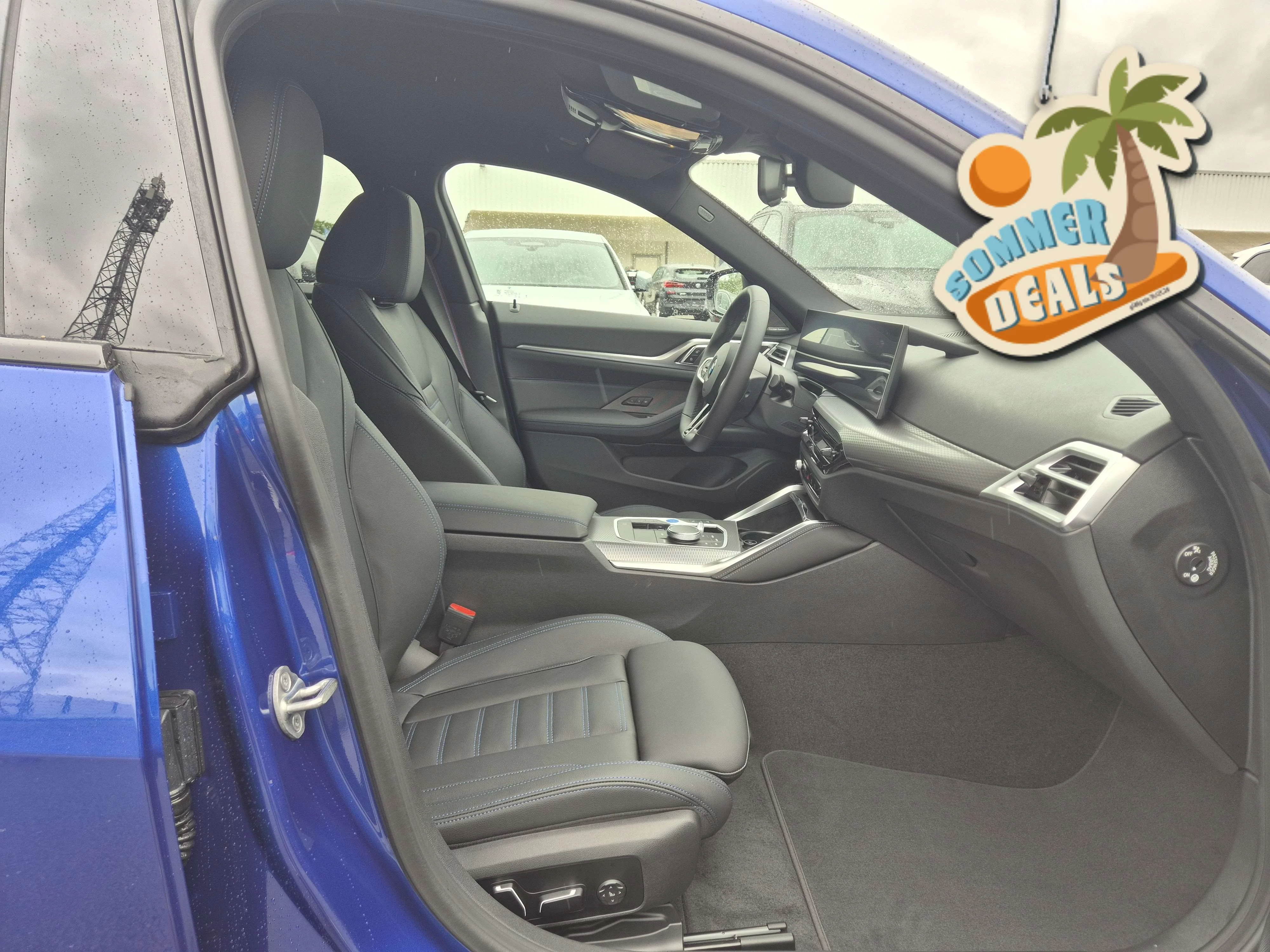BMW i4 xDrive40 M Sport Pro HUD AHK Harman Kardon – Fahrzeugansicht 23