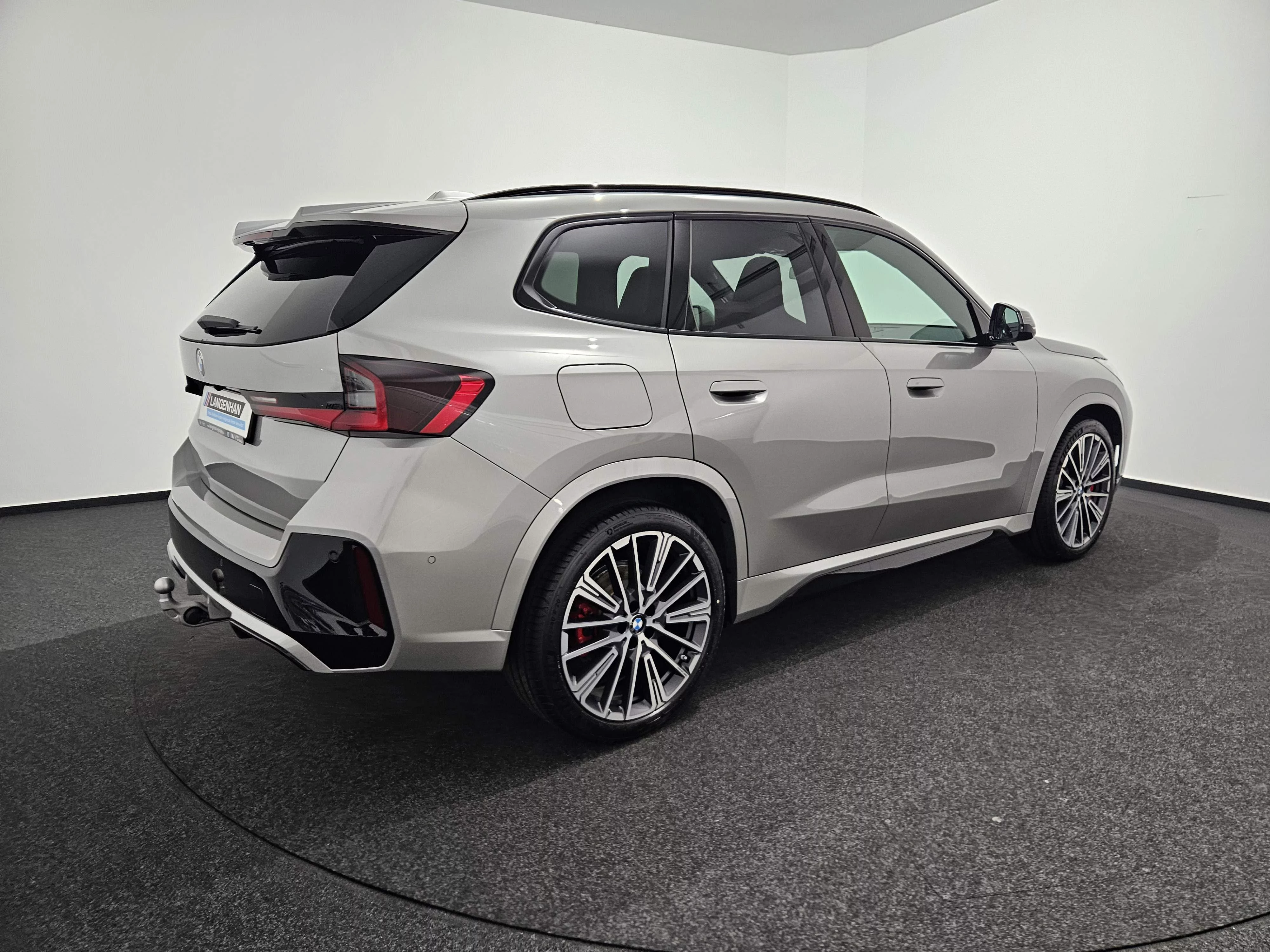 BMW X1 xDrive20d xDrive M Sport HUD AHK Pano