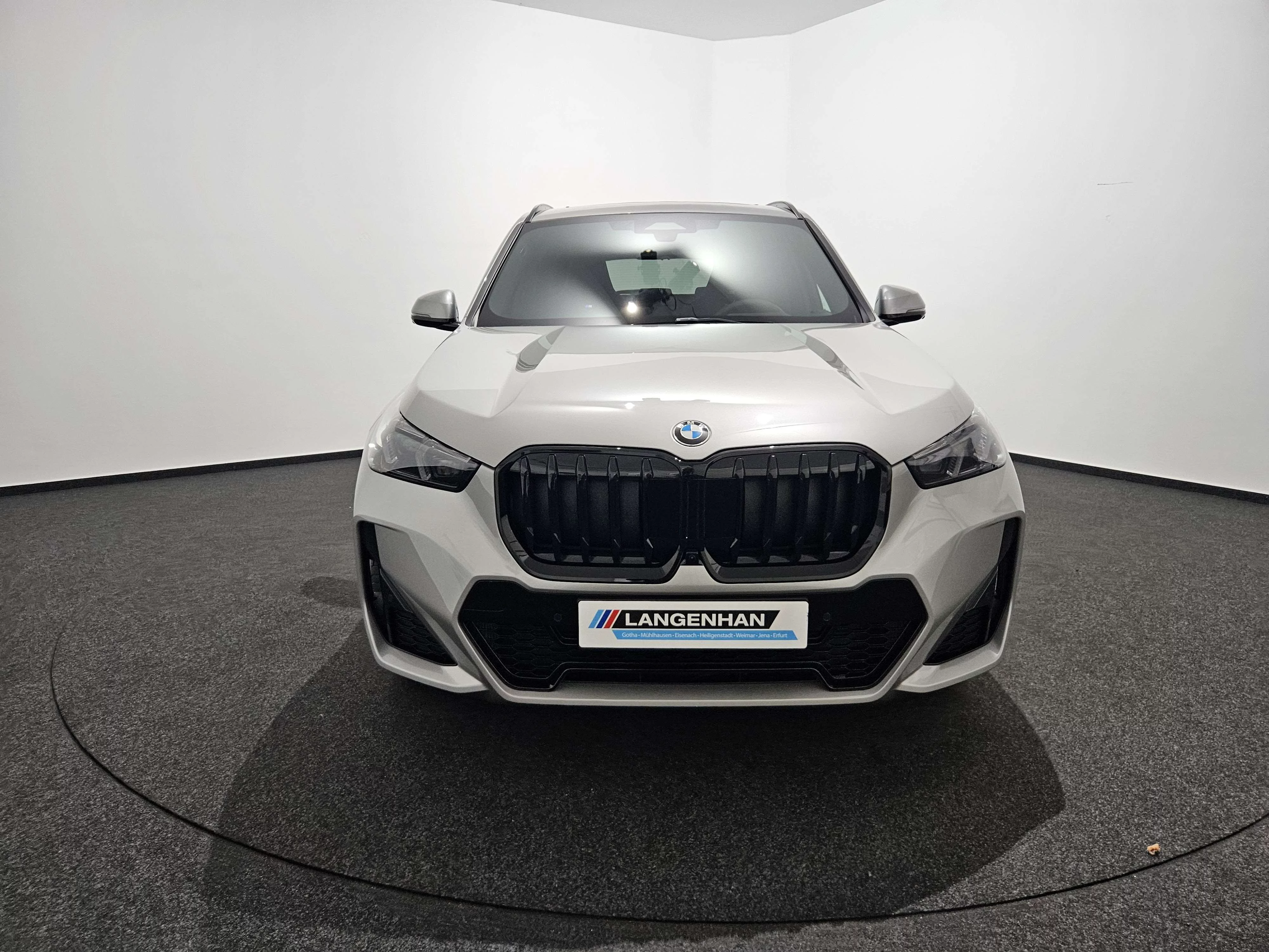 BMW X1 xDrive20d xDrive M Sport HUD AHK Pano