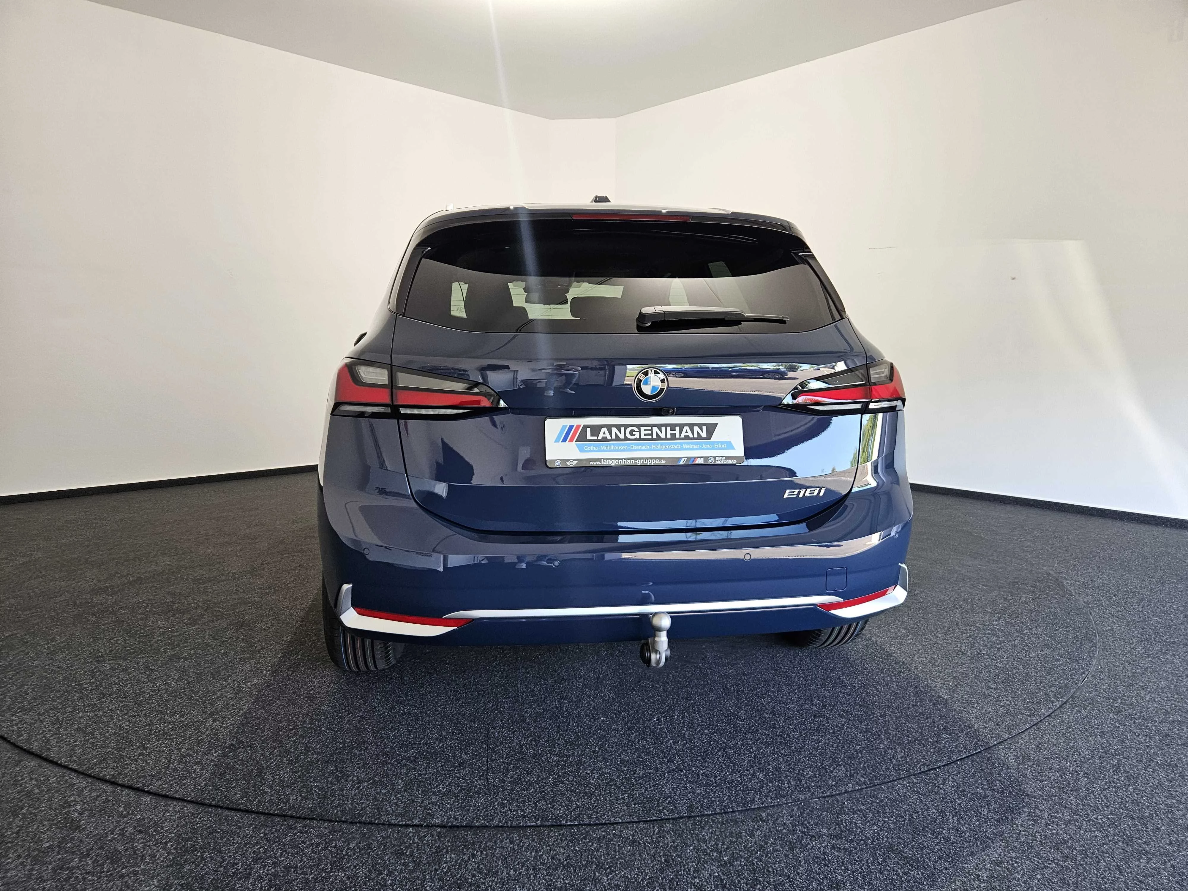 BMW 218i LuxuryLine AHK Lenkradheizung Navi