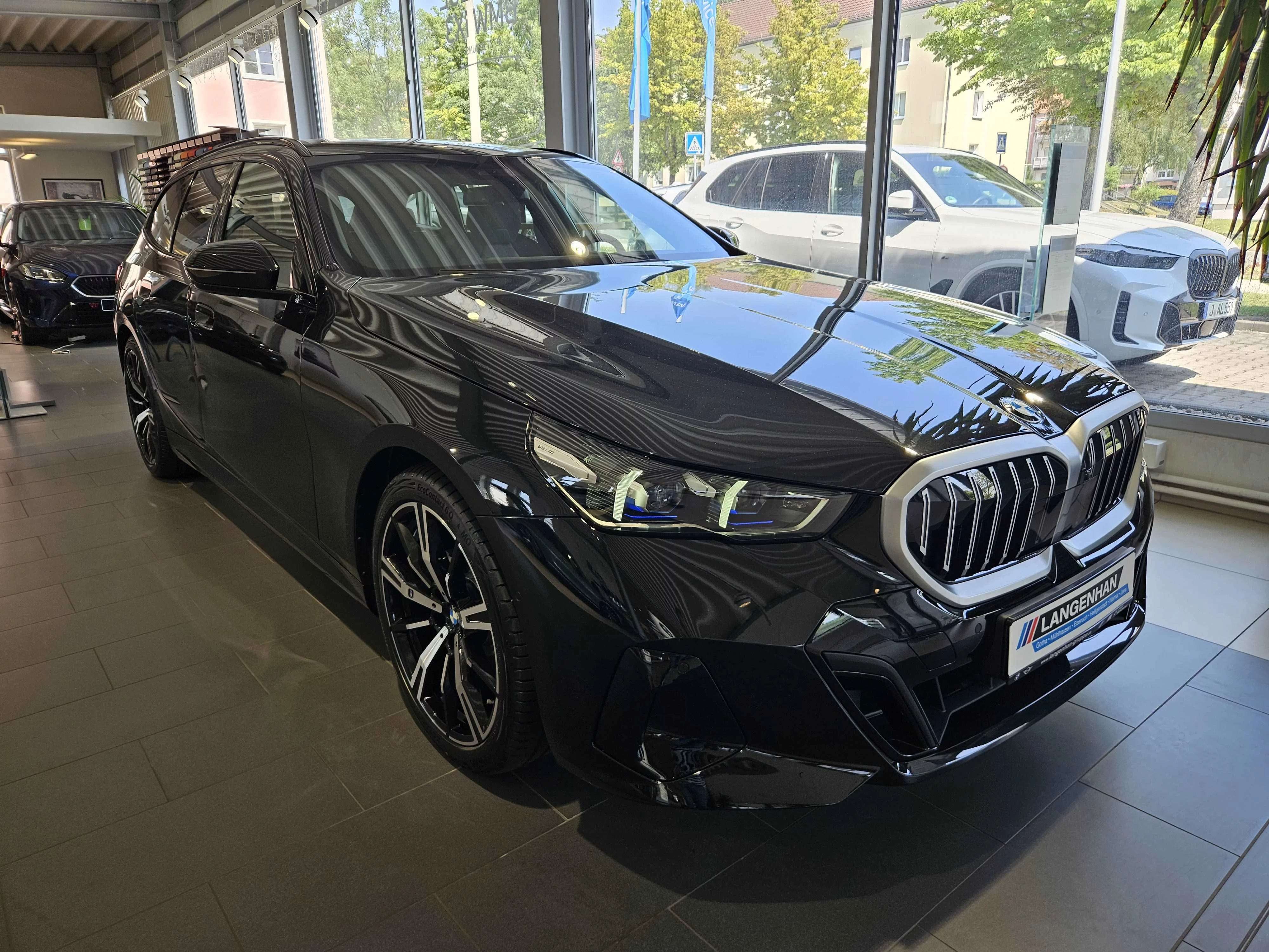 BMW 520d M Sport HUD AHK Harman Kardon