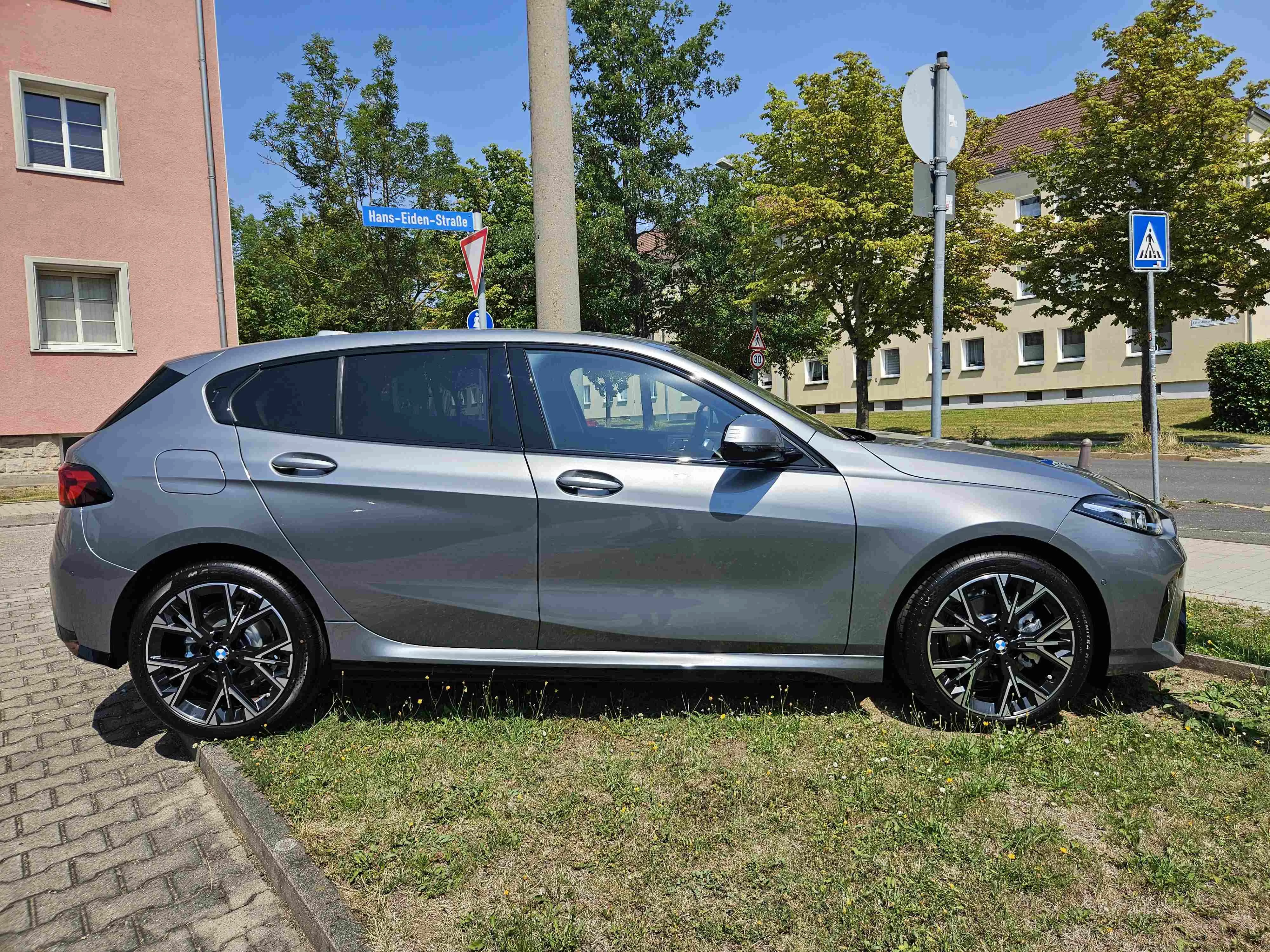 BMW 120 M Sport LED Navi Kamera Premiumpaket
