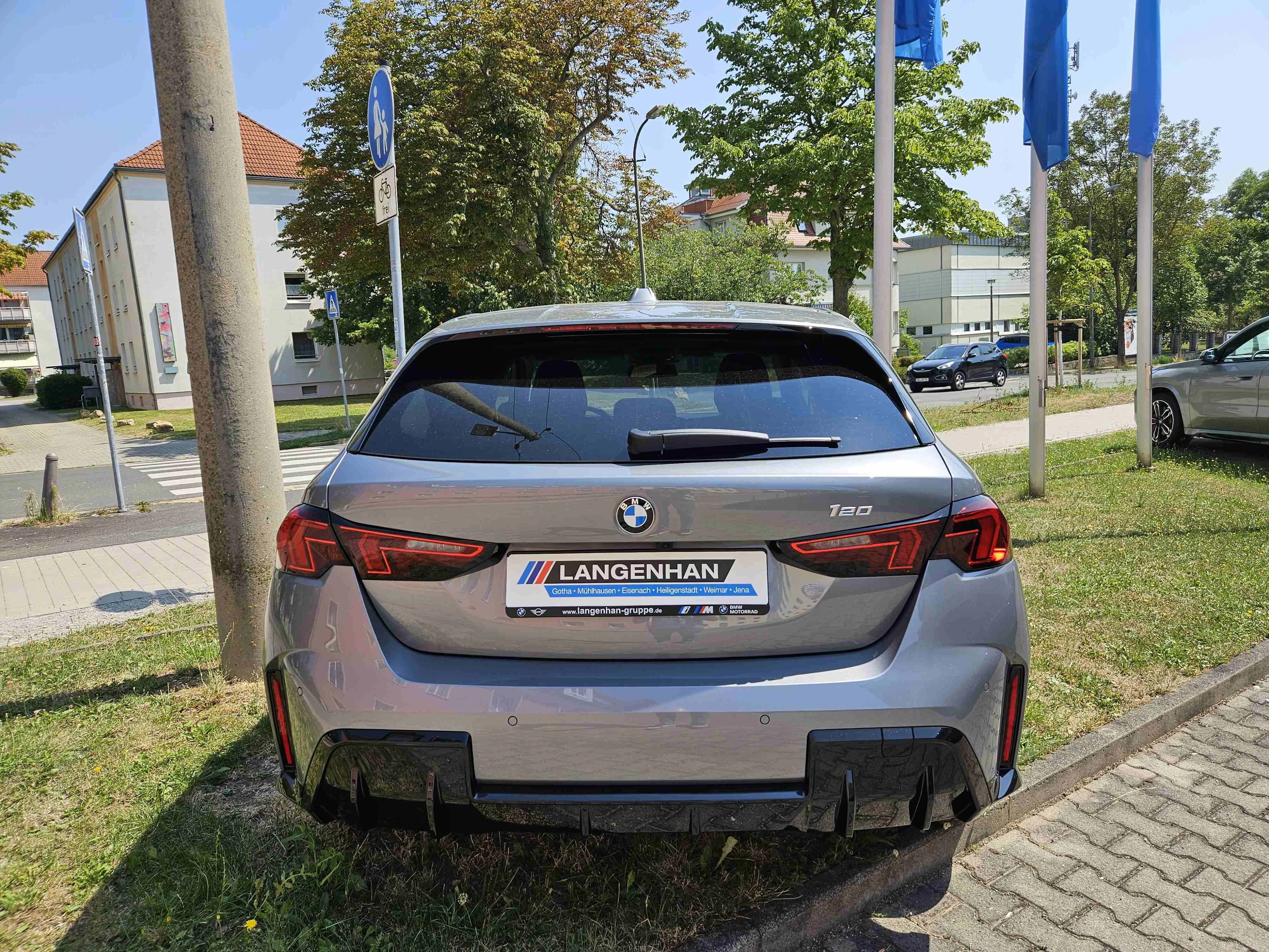 BMW 120 M Sport LED Navi Kamera Premiumpaket