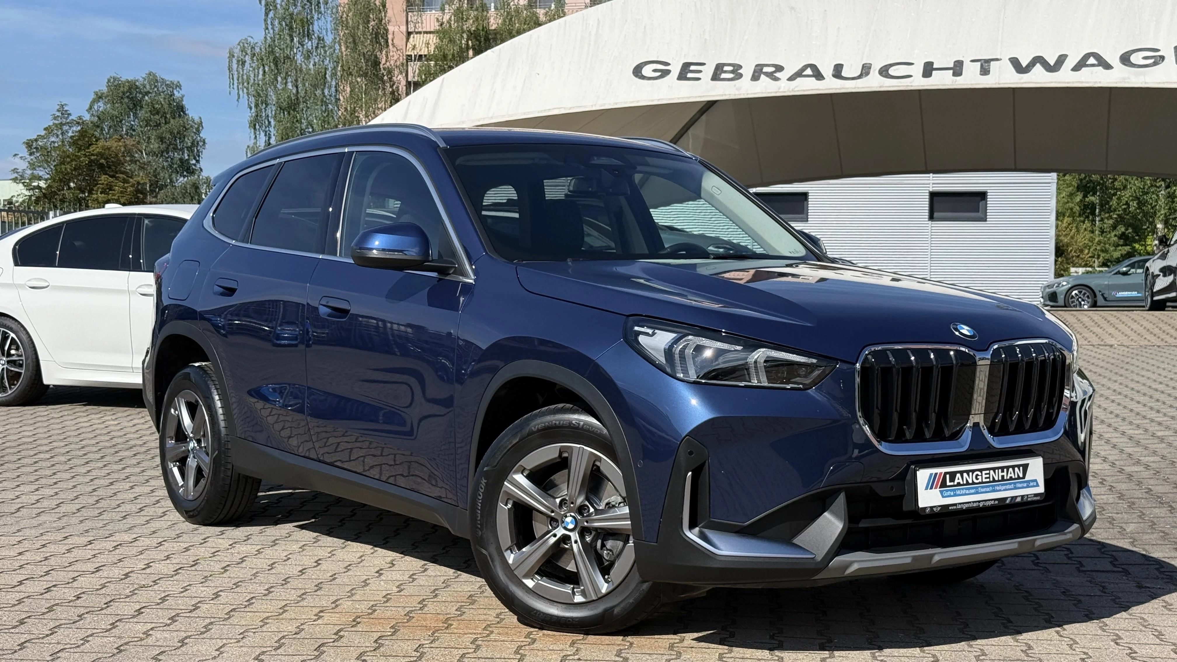 BMW X1 sDrive18i LED LC Plus AHK Kamera Komfortzg SHZ PDC Tempo