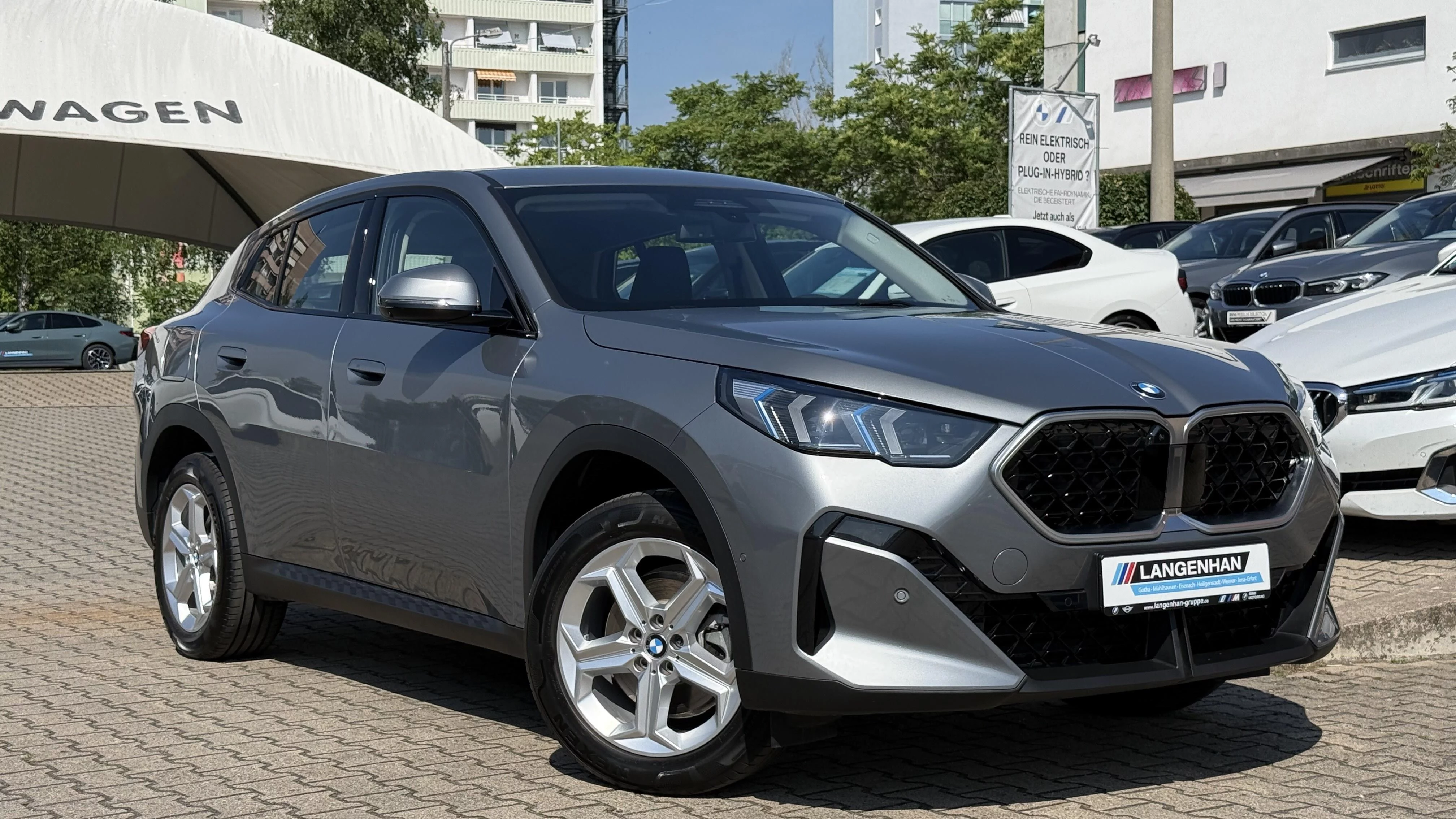 BMW X2 sDrive20i LED LC Prof HUD 360° LRH HK SHZ PDC Tempo