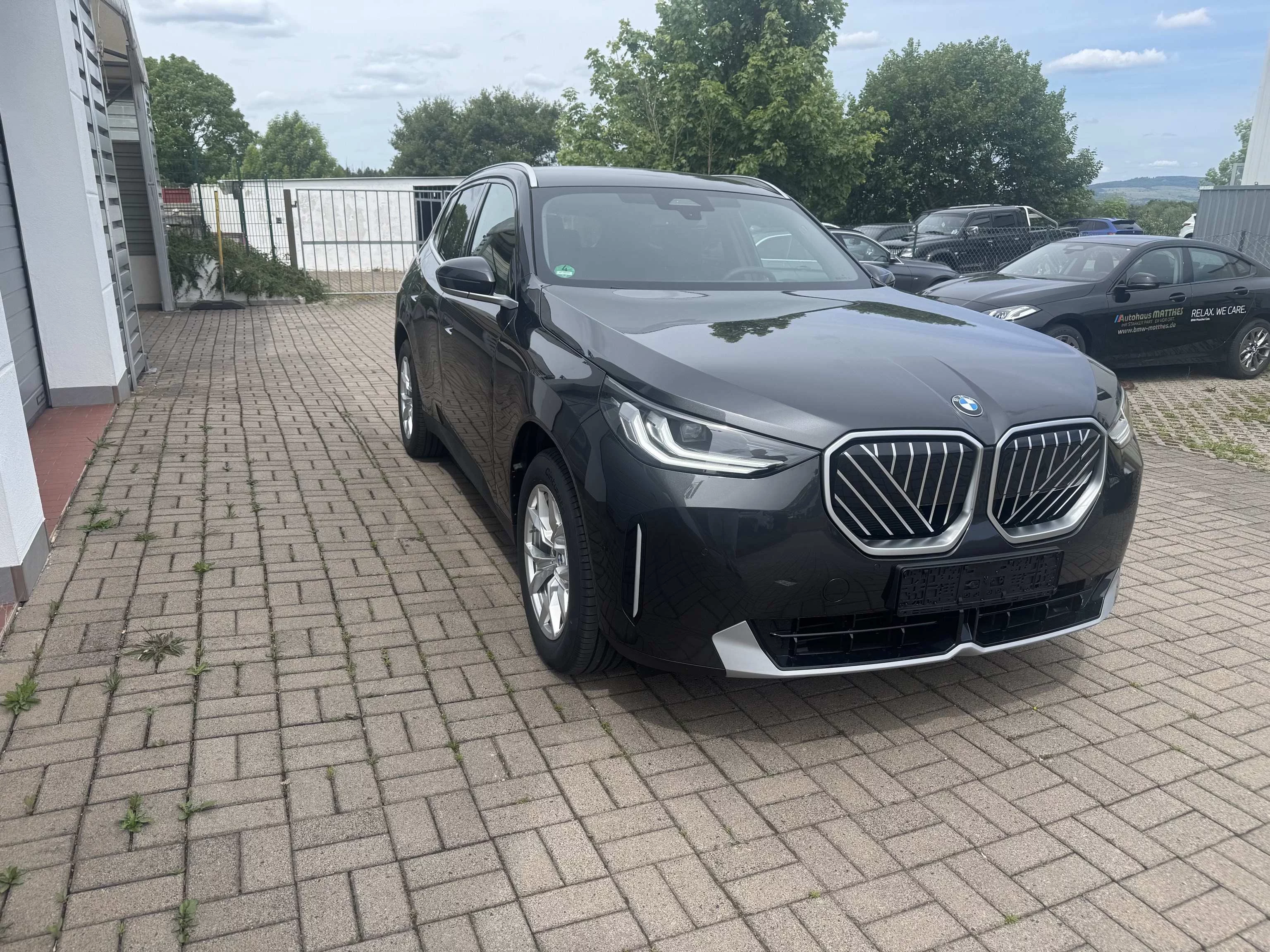 BMW X3 20d xDrive Sportsitze, AHK, SHZ,