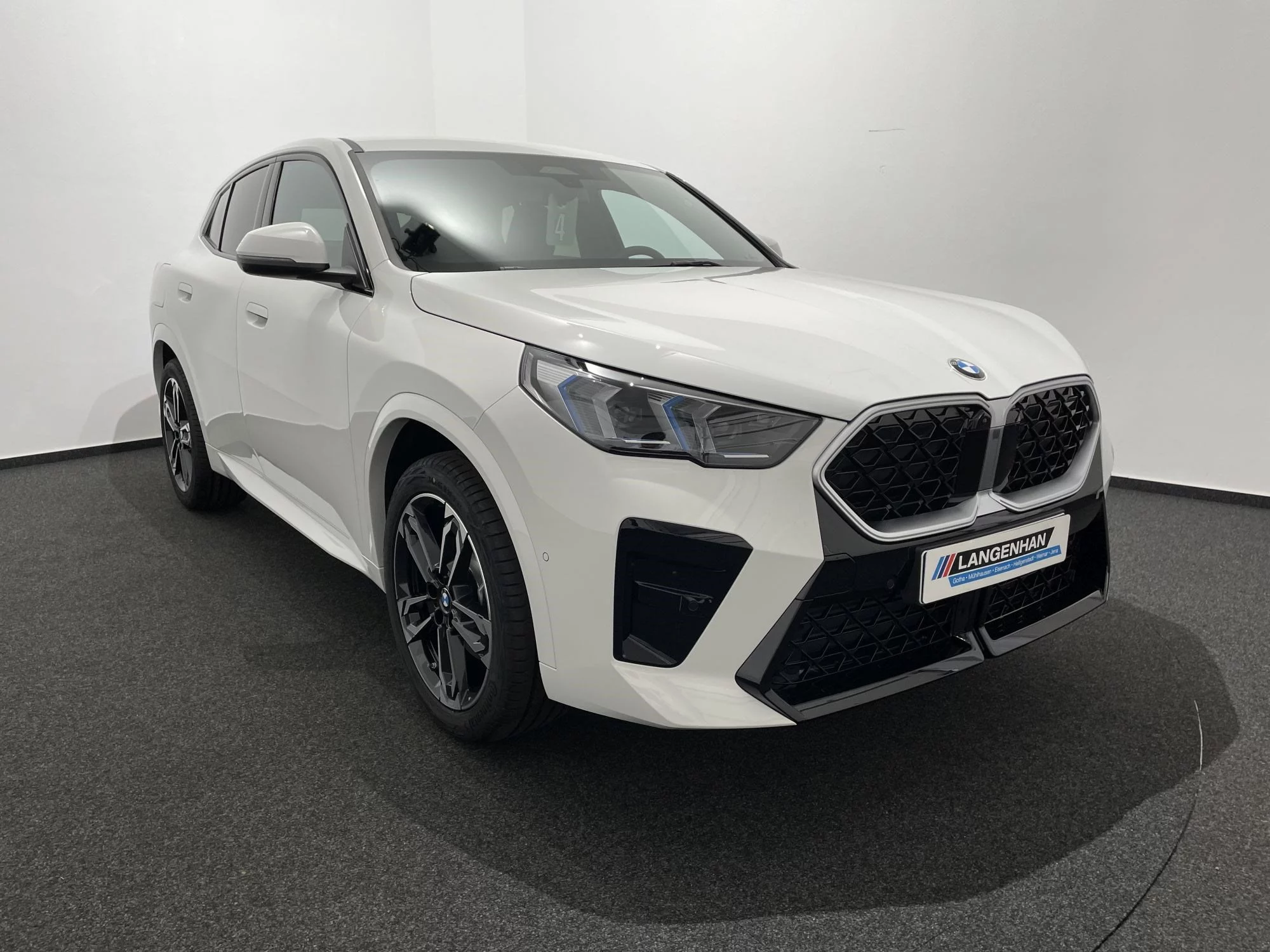 BMW X2 sDrive20i M Sport HUD AHK Harman Kardon Lenkradheizung LED