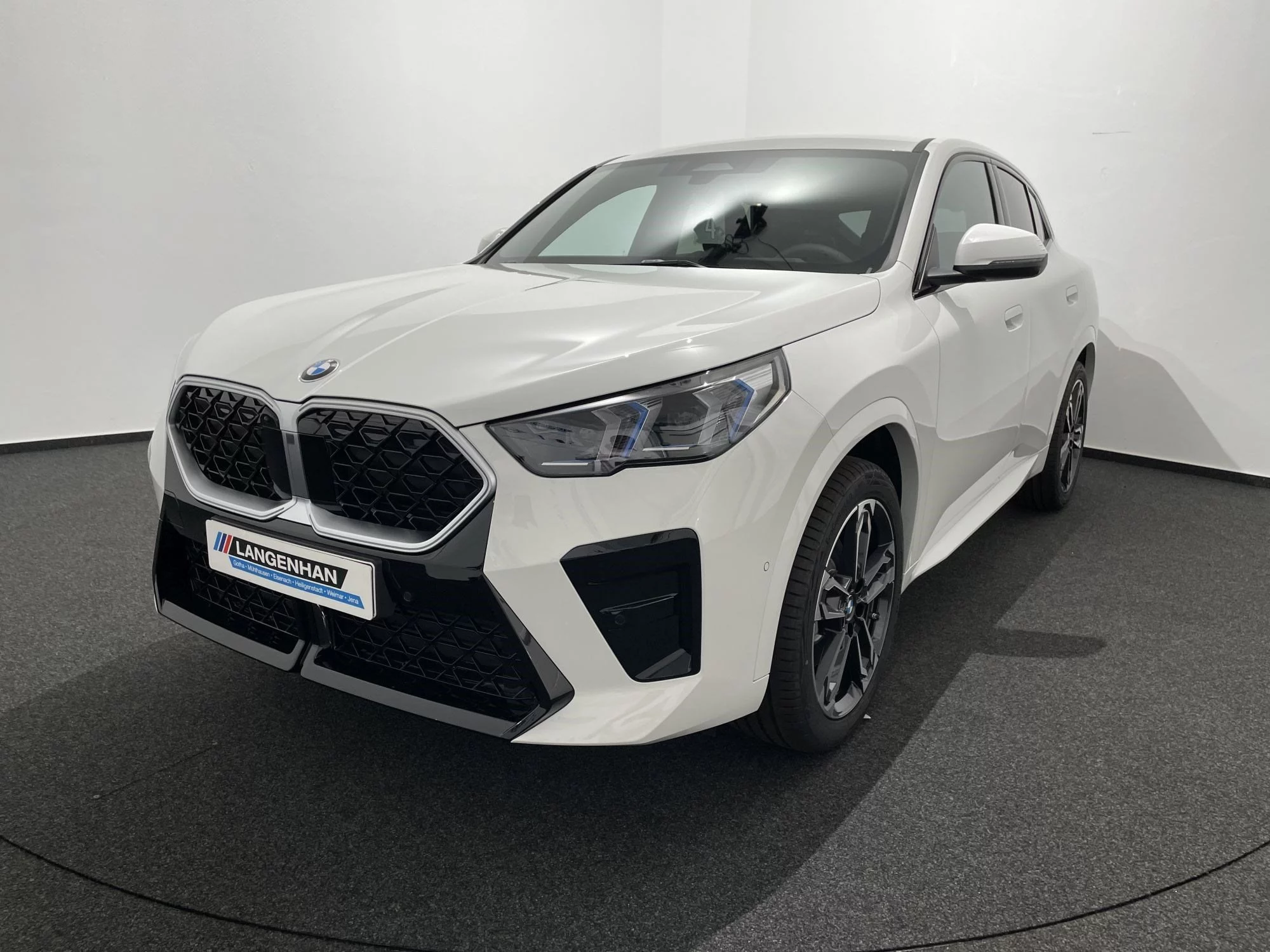 BMW X2 sDrive20i M Sport HUD AHK Harman Kardon Lenkradheizung LED
