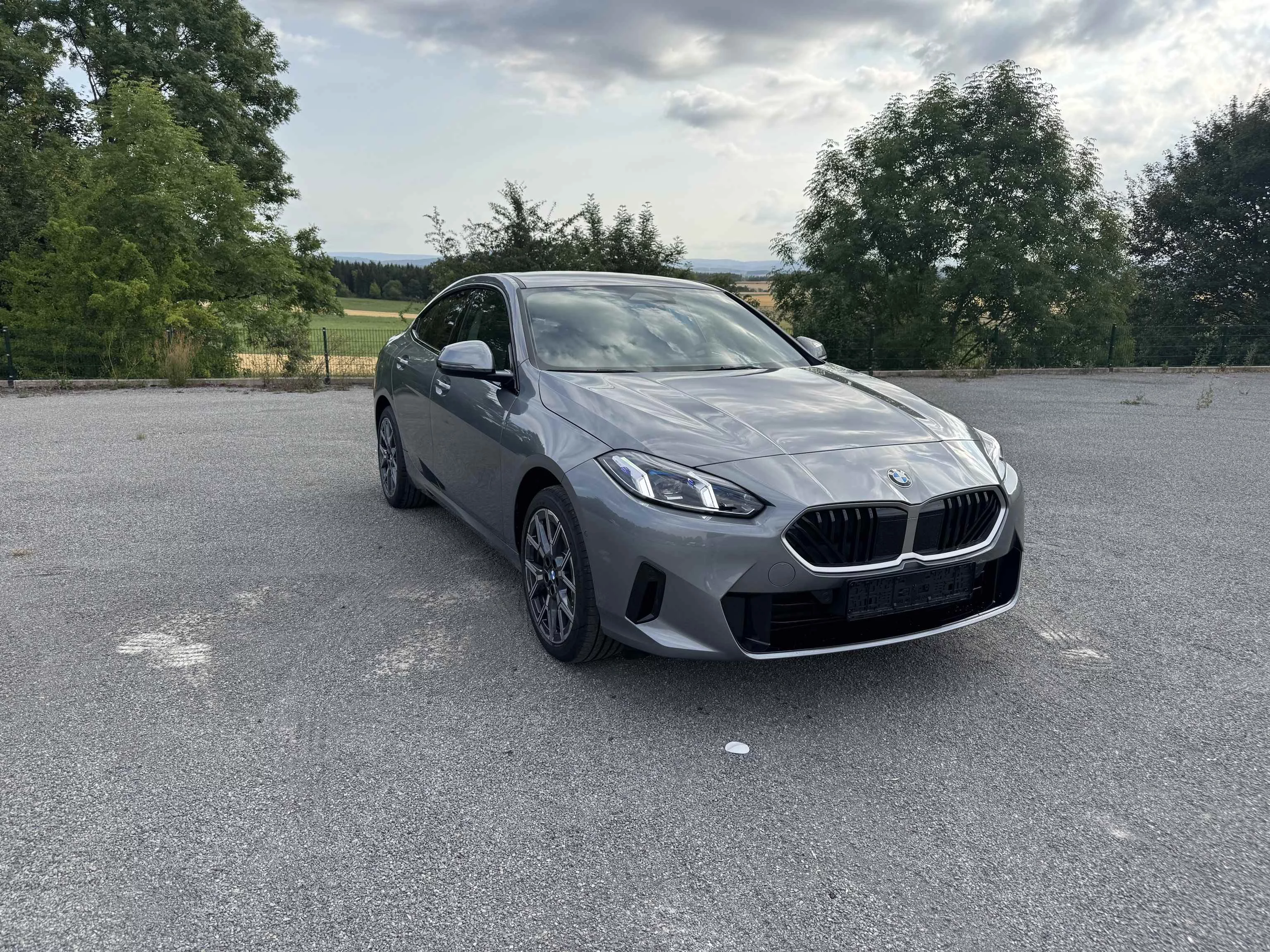 BMW 216 M Design Premiumpaket AHK Sportsitze