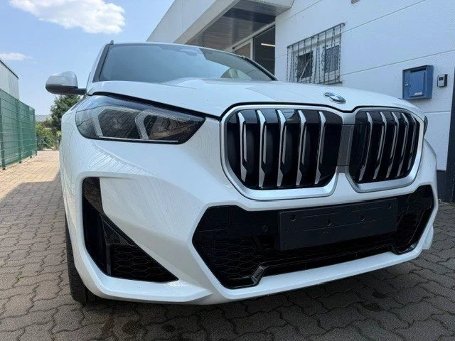 BMW X1 xDrive23i M Sport Allrad AHK Automatik