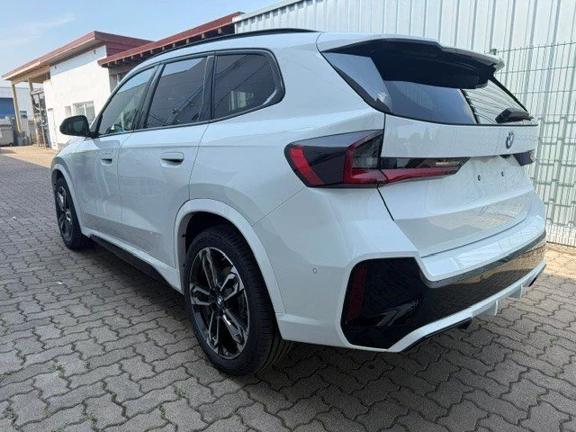 BMW X1 xDrive23i M Sport Allrad AHK Automatik