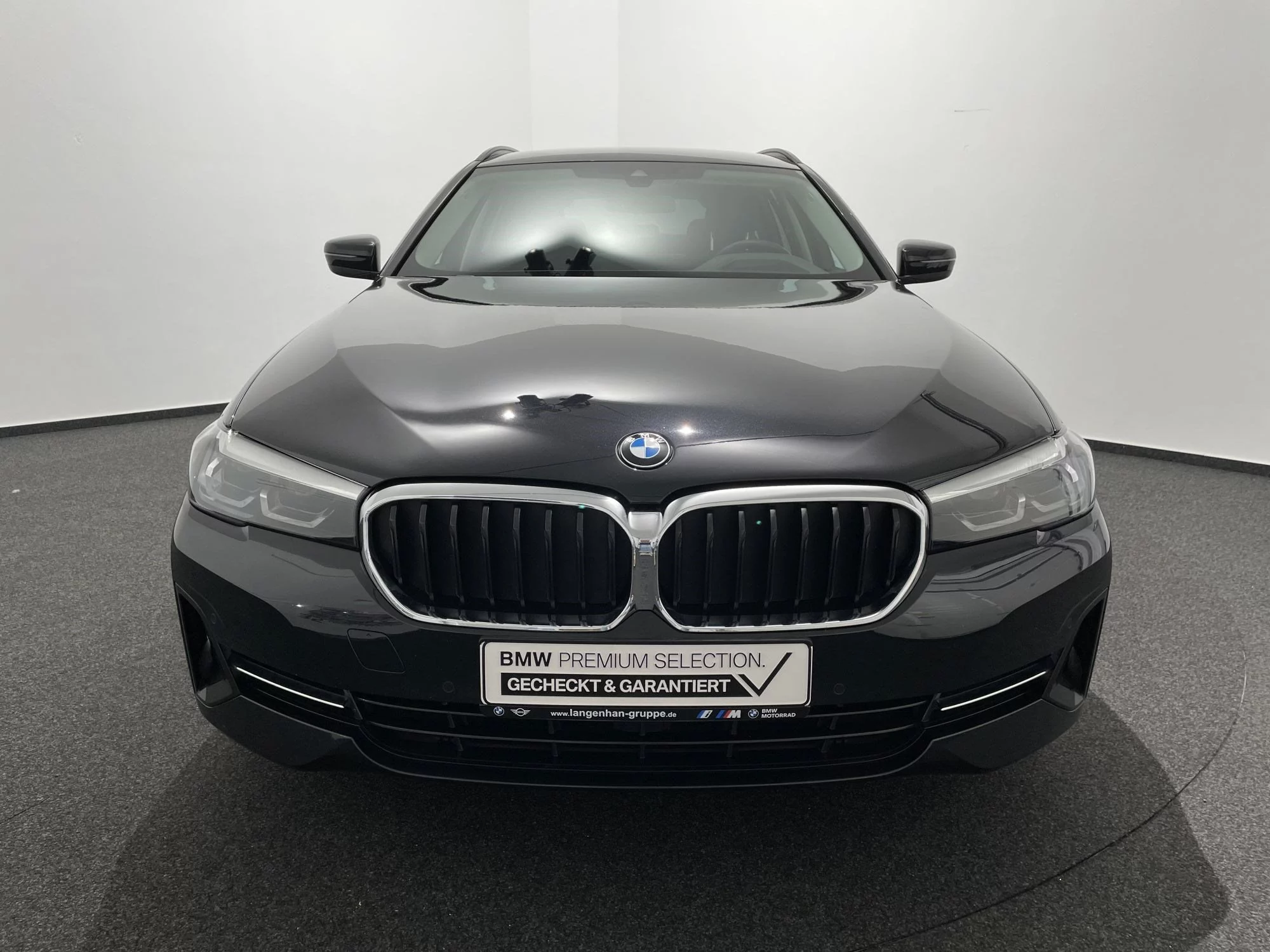 BMW 520d Touring RFK NAVI HUD HiFi DAB WLAN Standhzg.