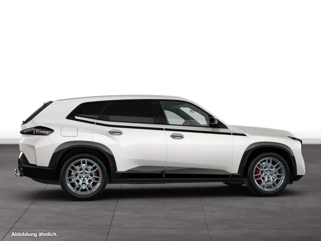 BMW XM Label