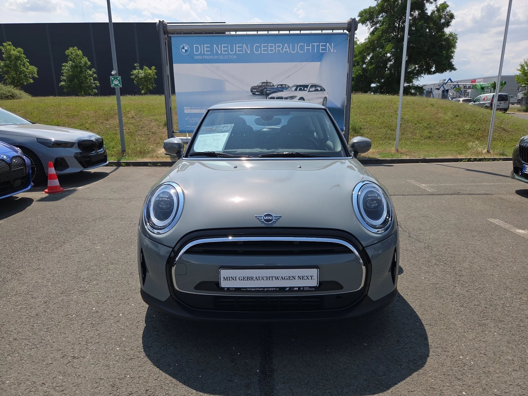 MINI One UK LED Navi Komfortzg. Tempomat Shz