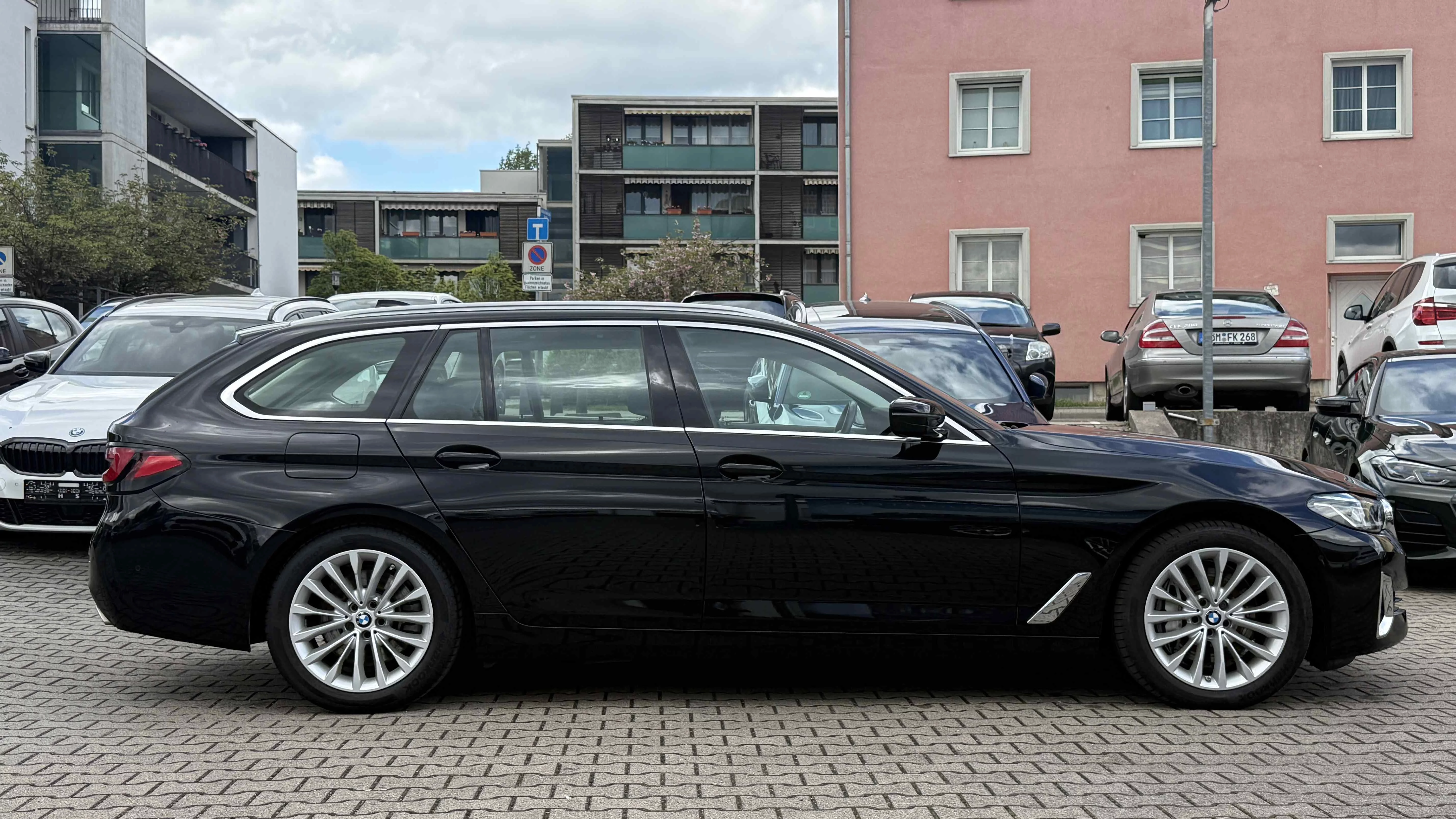 BMW 540d xDrive Touring Laser Head-Up AHK Pano HK HiFi