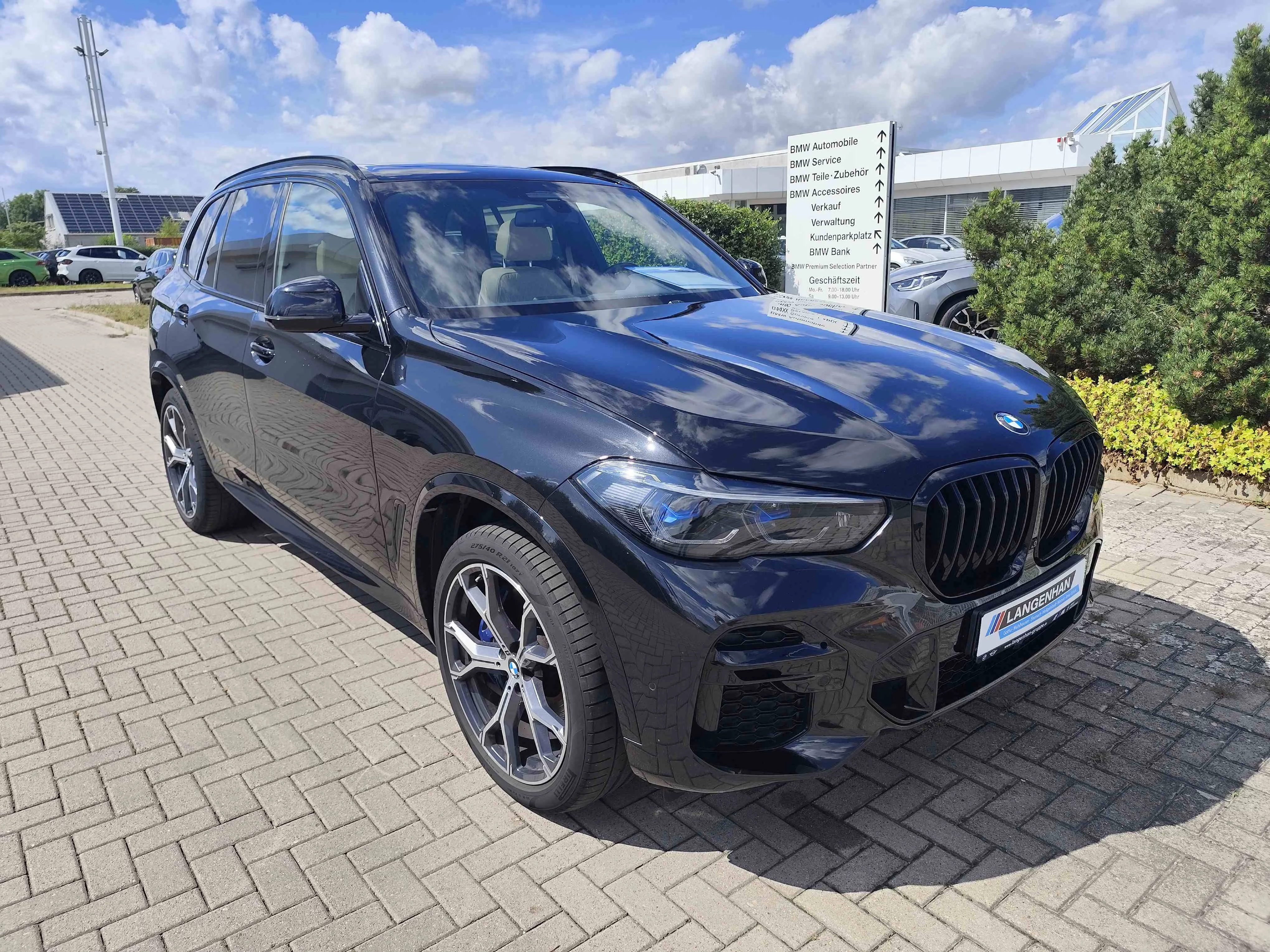 BMW X5 xDrive40d ///M Sport Laser LC Prof HUD AHK 360° Standhzg SHZ PDC TempoB&W