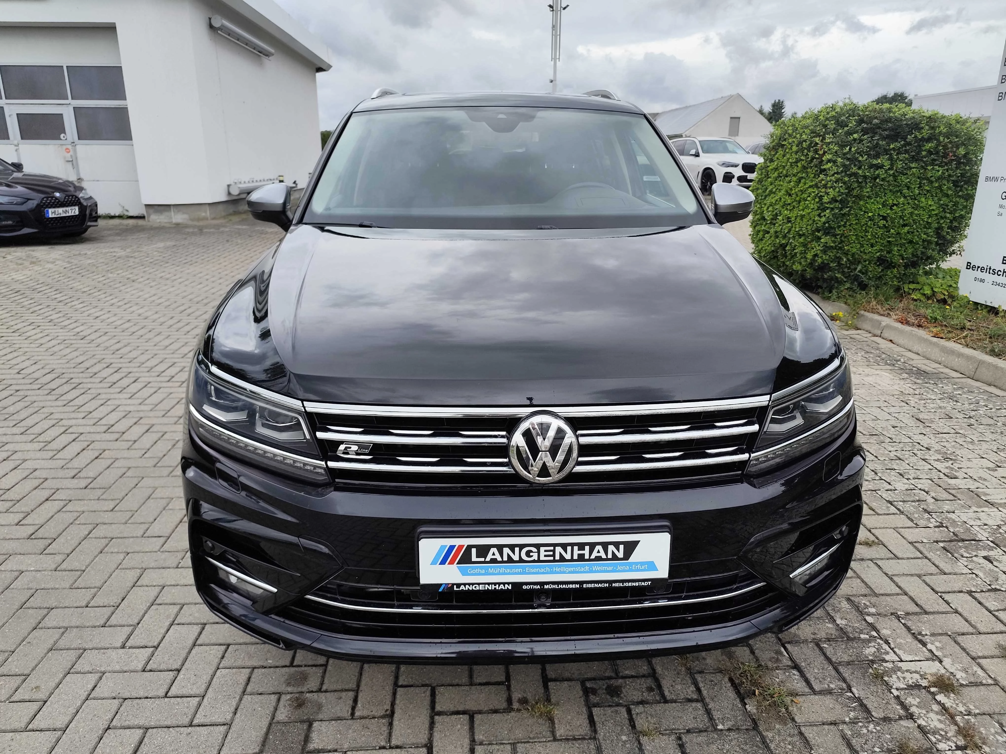 VW Tiguan Allspace 2.0 TDI SCR 4Motion DSG LED Navi HUD Kamera SHZ PDC Tempo