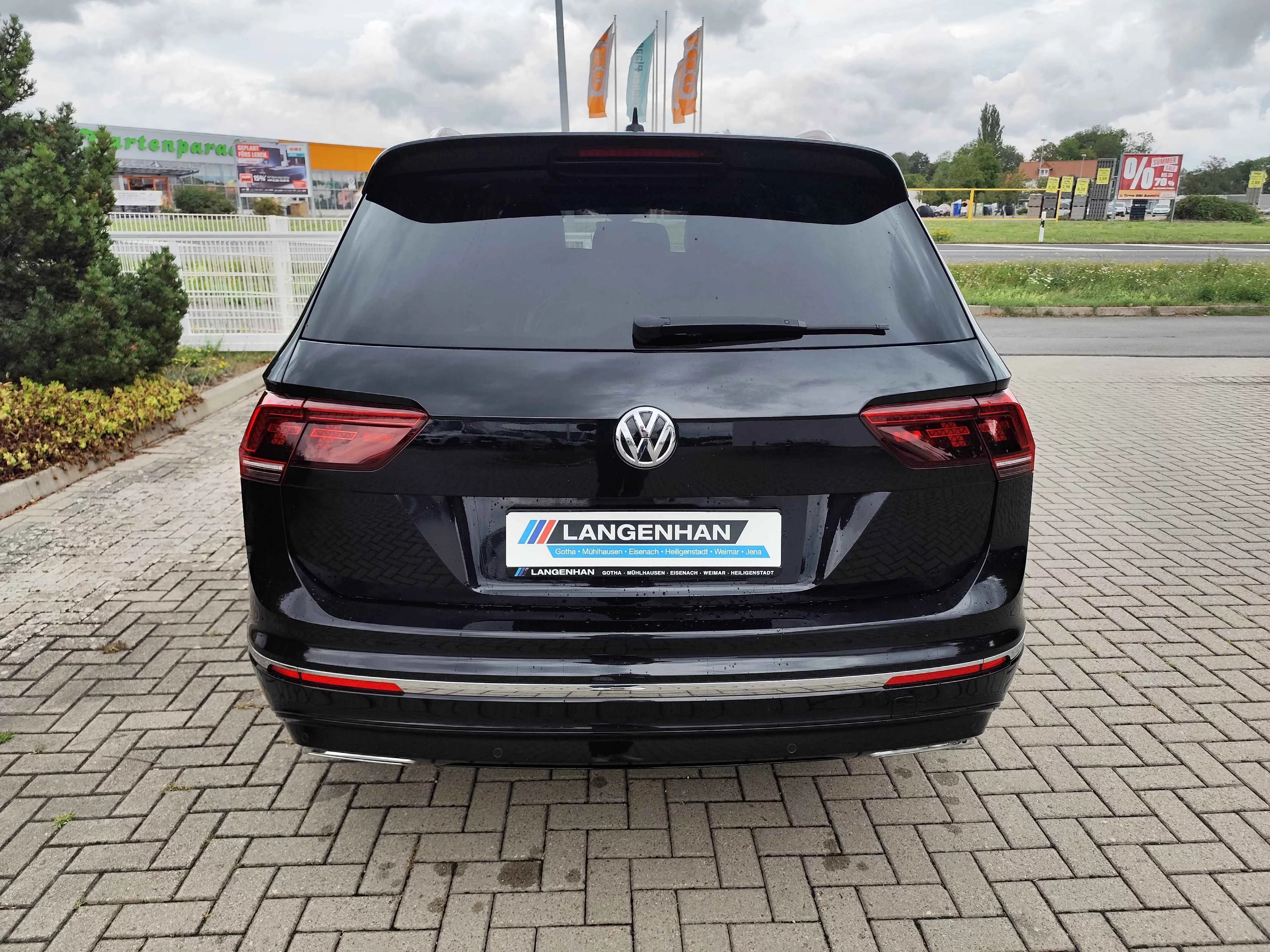 VW Tiguan Allspace 2.0 TDI SCR 4Motion DSG LED Navi HUD Kamera SHZ PDC Tempo