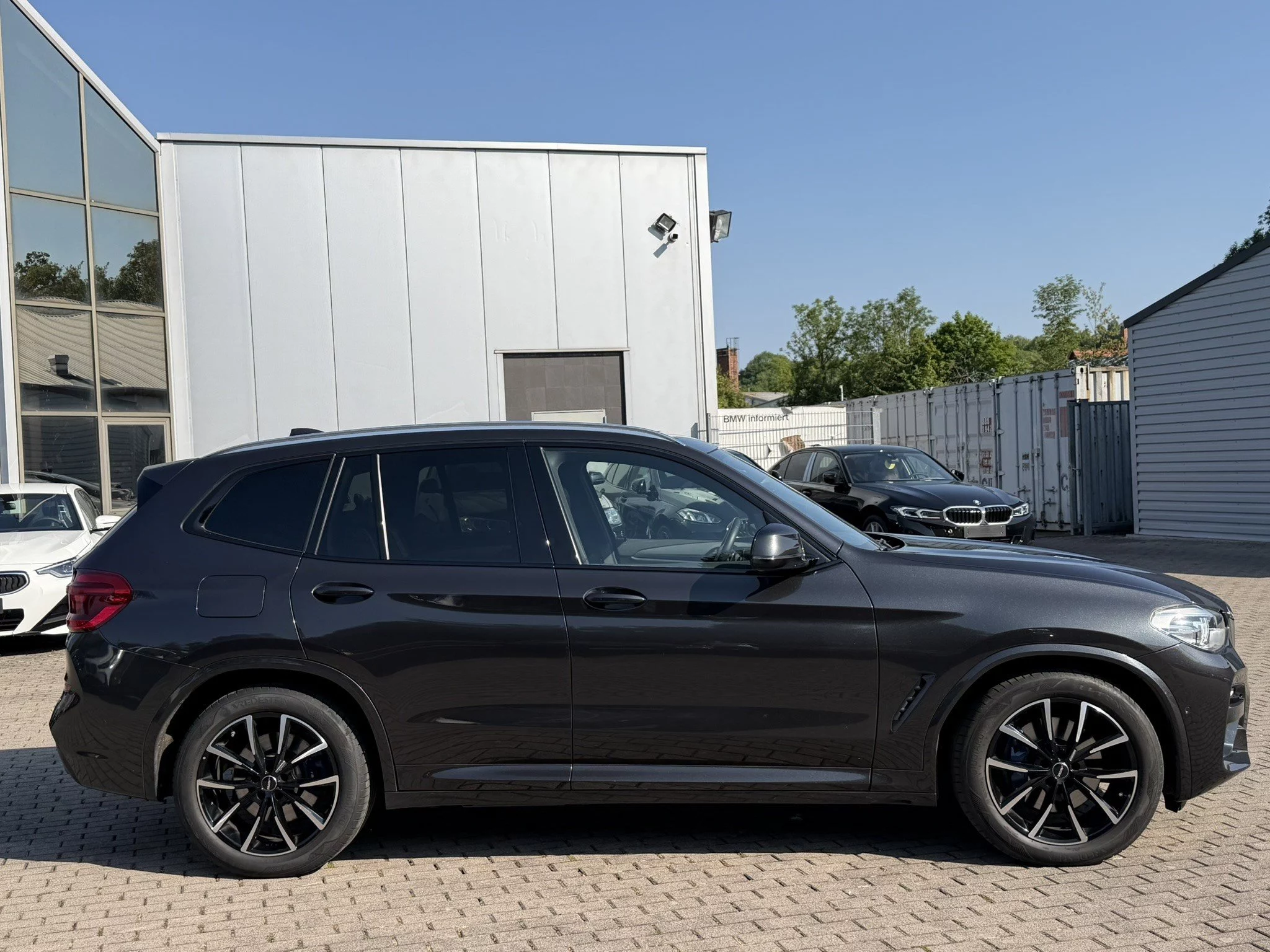 BMW X3 xDrive30d ///M Sport LED Navi HUD Kamera Pano SHZ PDC Tempo