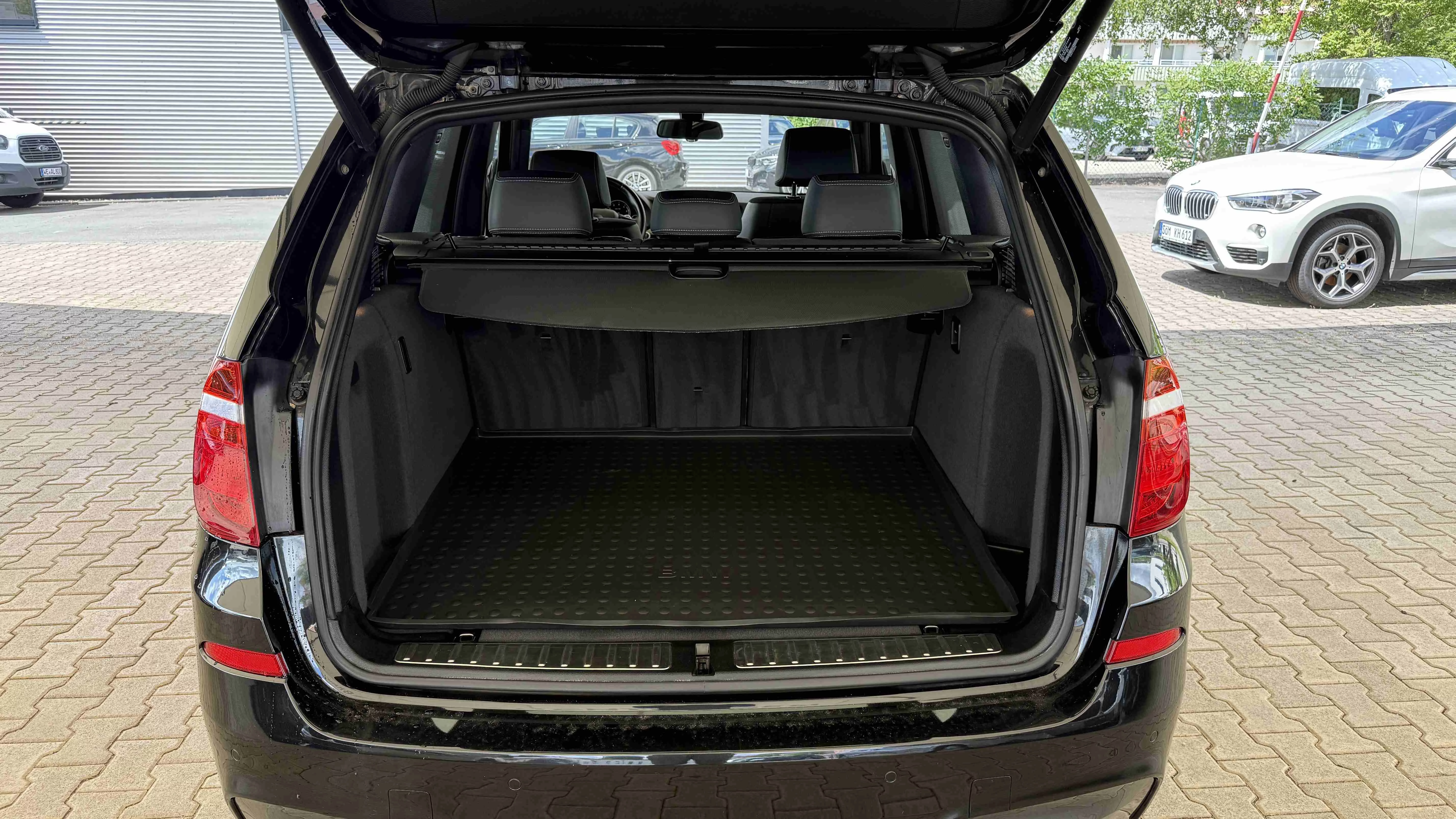 BMW X3 xDrive20i M Sportpaket Xenon Navi Prof. *GEWERBE*