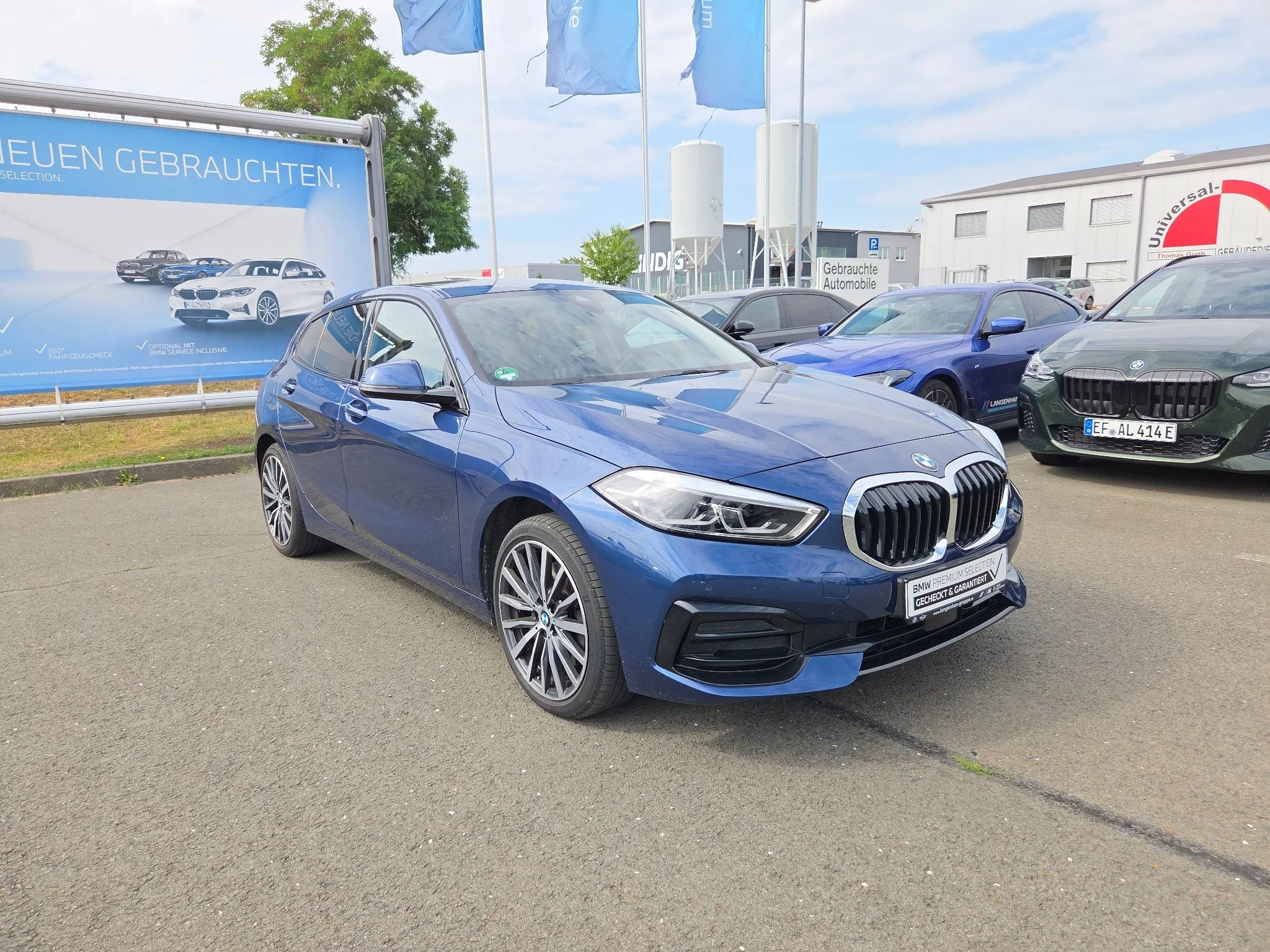 BMW 120d xDrive Hatch Sport Line DAB LED WLAN Shz