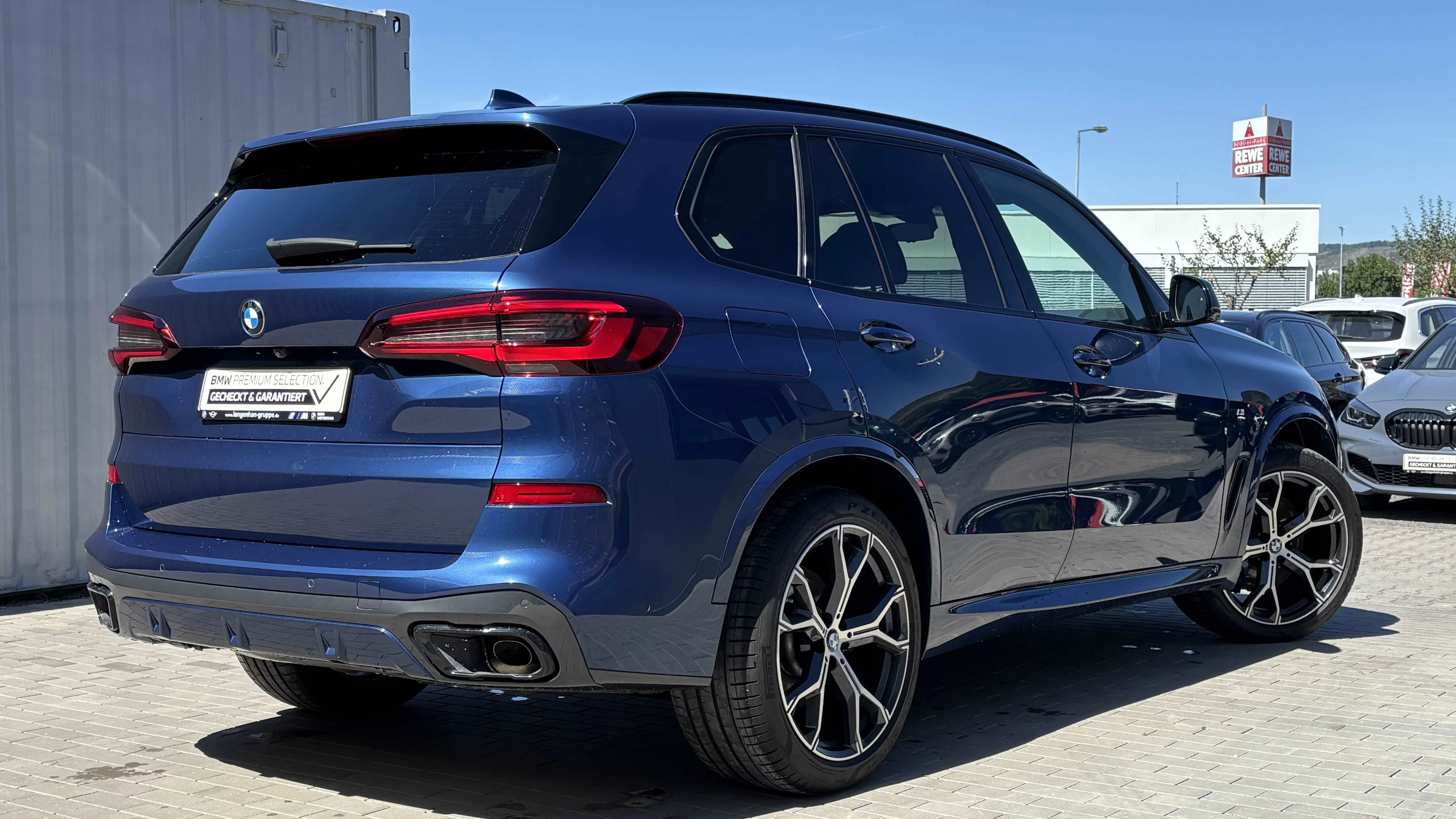 BMW X5 xDrive30d ///M Sport Laser LC Prof HUD AHK 360° Luft SHZ PDC Tempo