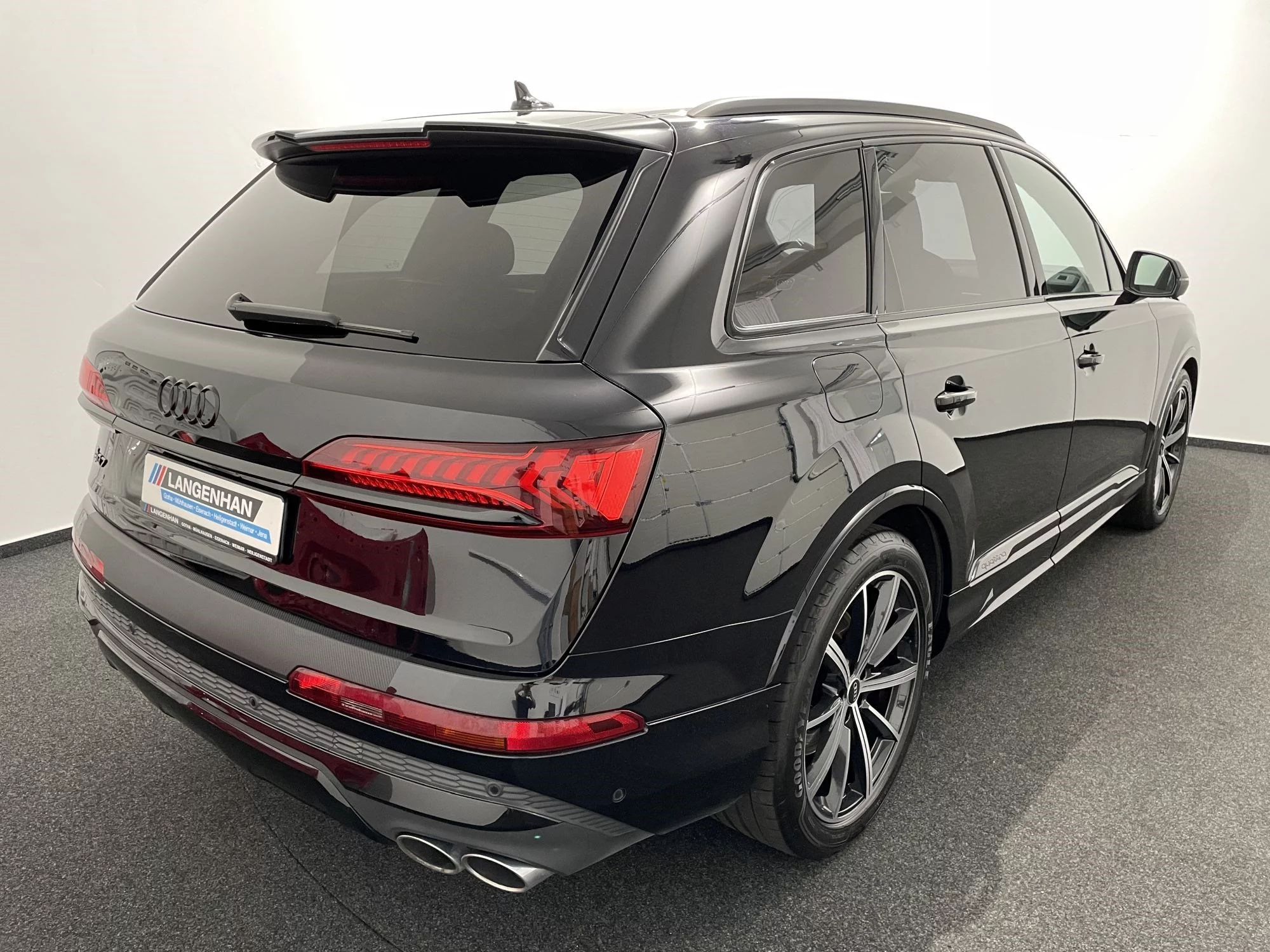 Audi SQ7 NAVI HUD AHK 360° ACC 4xKLIMA el. SITZE