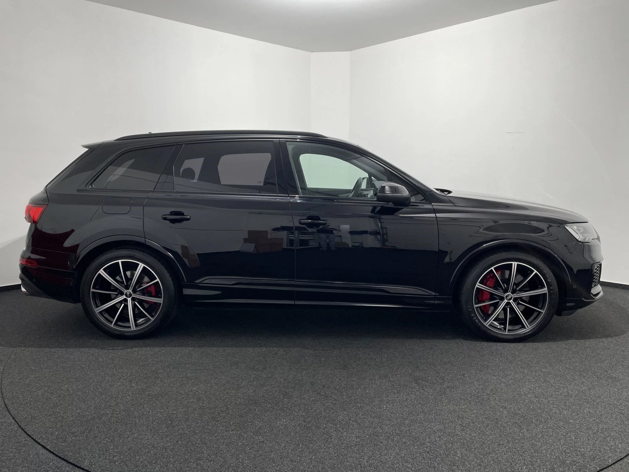 Audi SQ7 NAVI HUD AHK 360° ACC 4xKLIMA el. SITZE