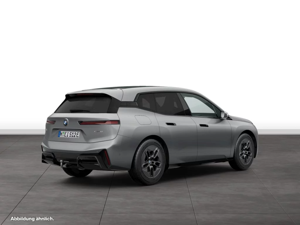 BMW iX xDrive60