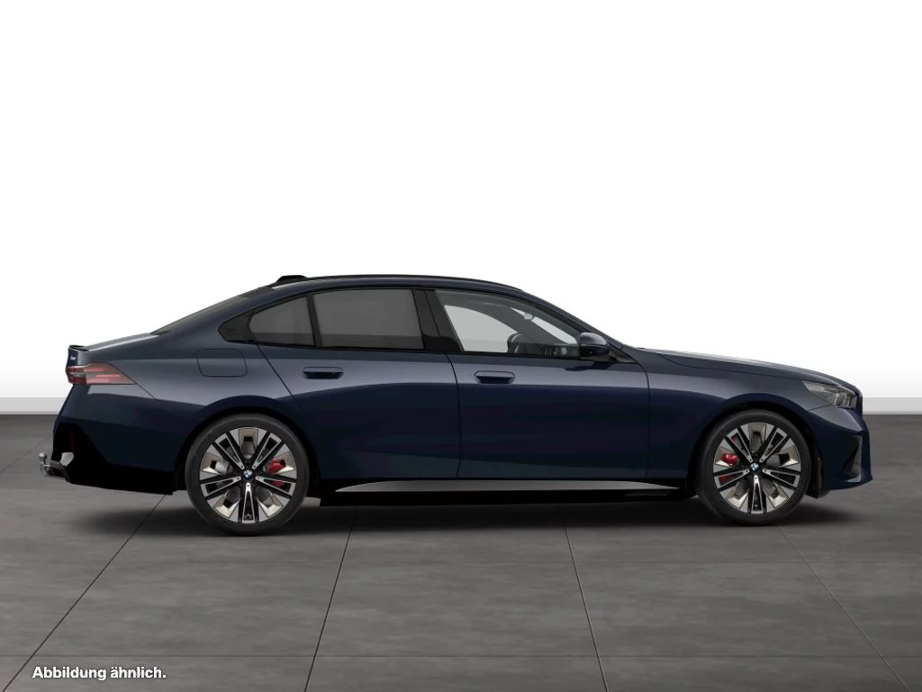 BMW 550e xDrive Limousine
