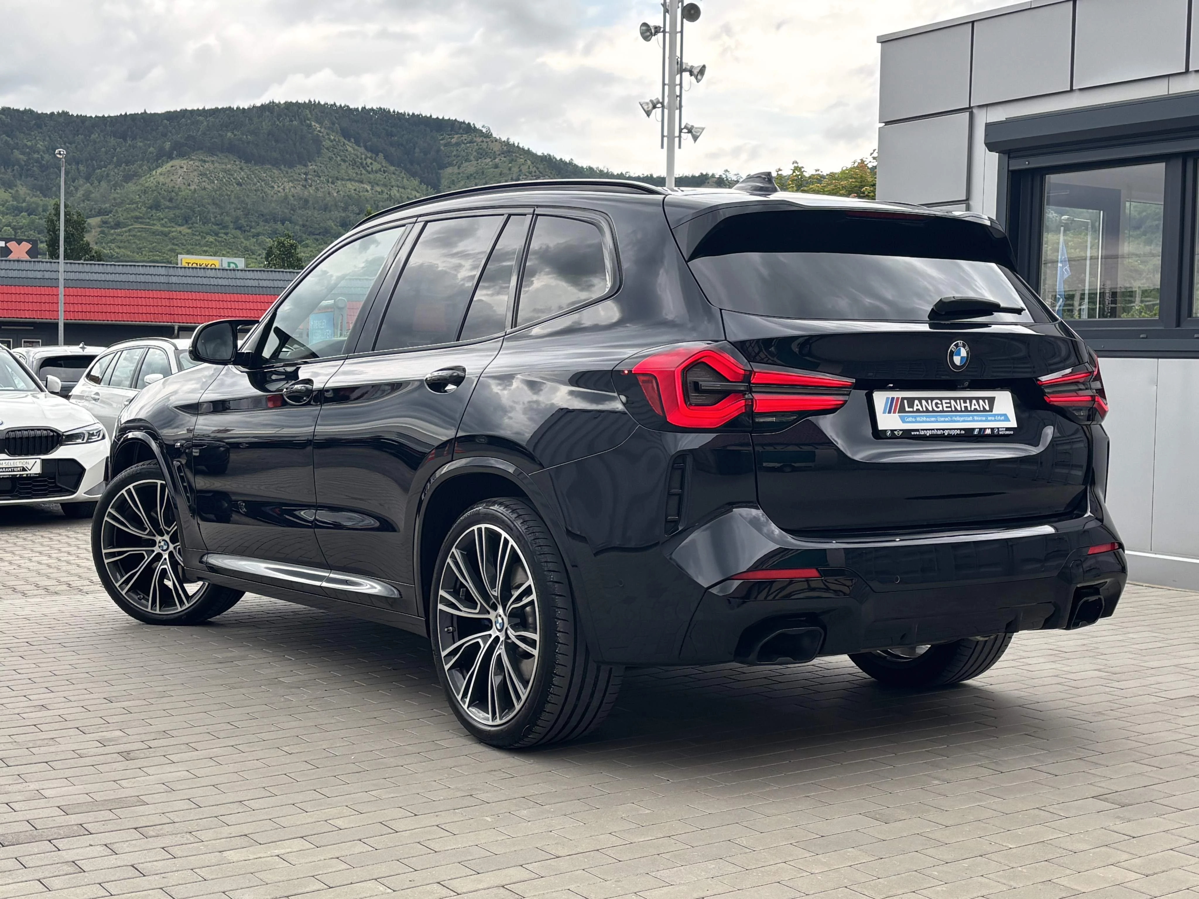 BMW X3 M40d Laser LC Prof AHK HUD Pano HK LRH SHZ PDC Tempo